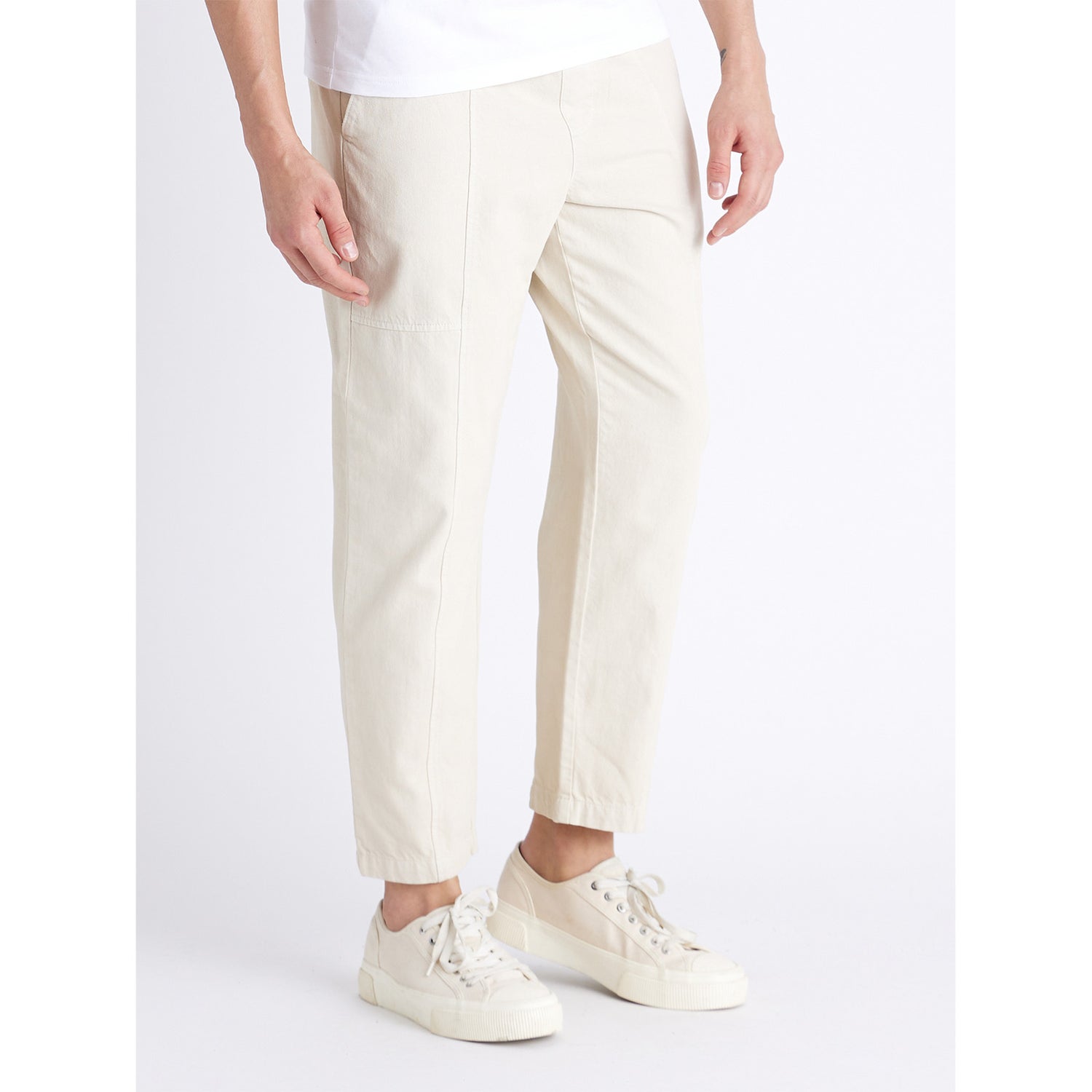 Cream Colored Cotton Mid-Rise Plain Classic Pleated Trousers (DORUST)