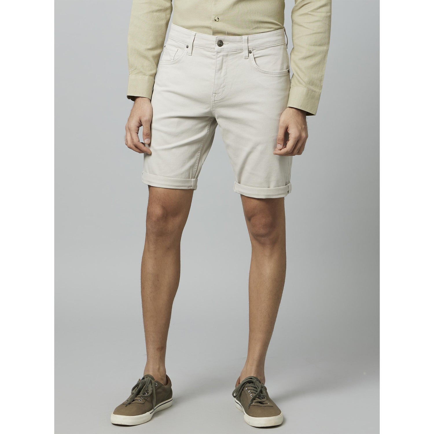 Off-White Solid Mid-Rise Cotton Shorts (MOHITOBM1)