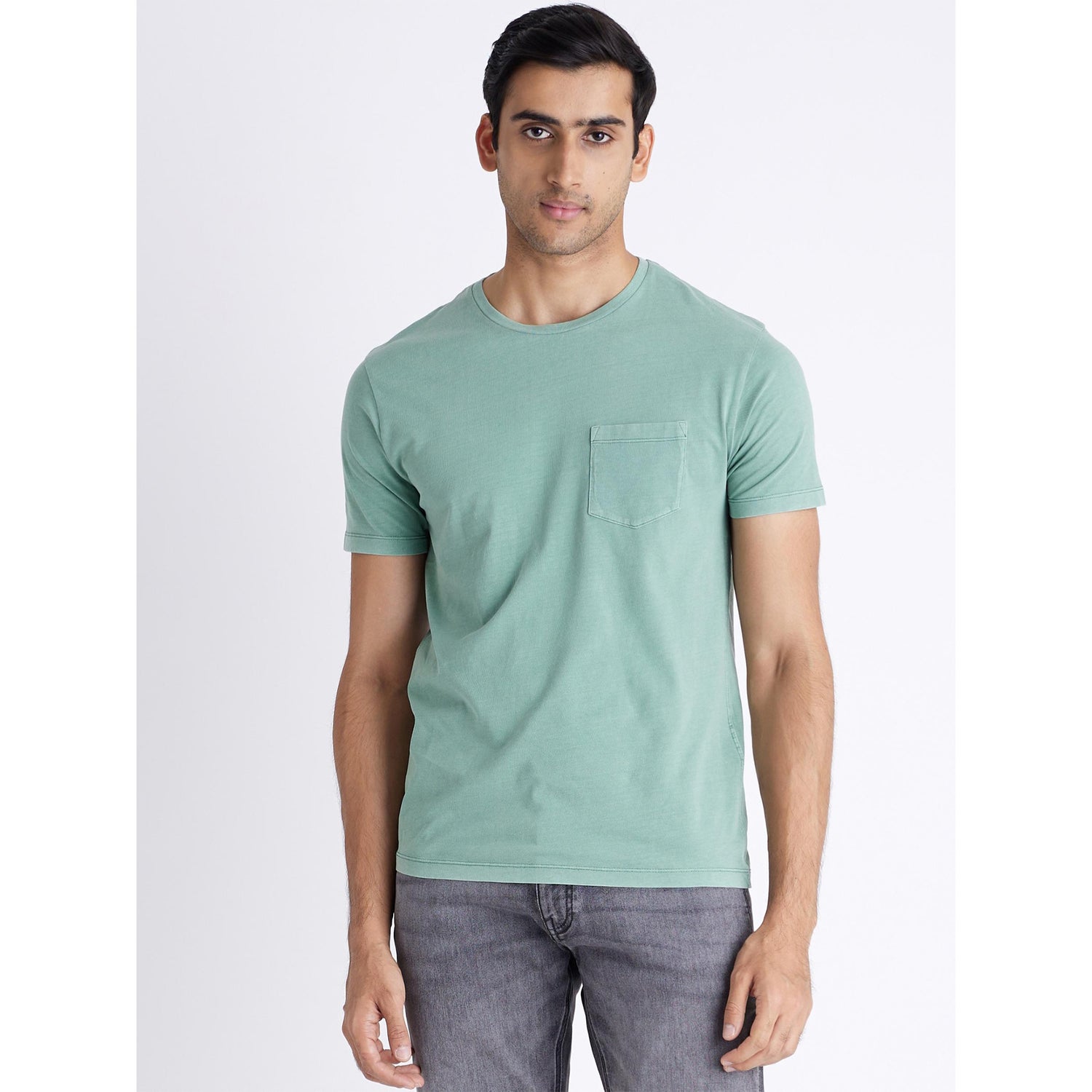 Green Solid Round Neck Pocket Breathable Cotton T-shirt (BEWASHIN)