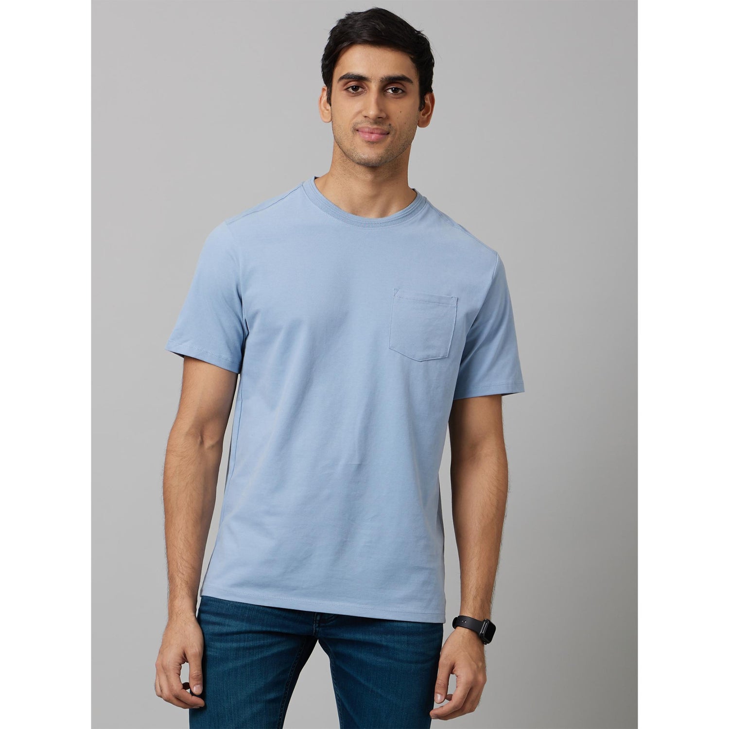 Blue Round Neck Pocket Breathable Cotton T-shirt (CESOLACEIN)