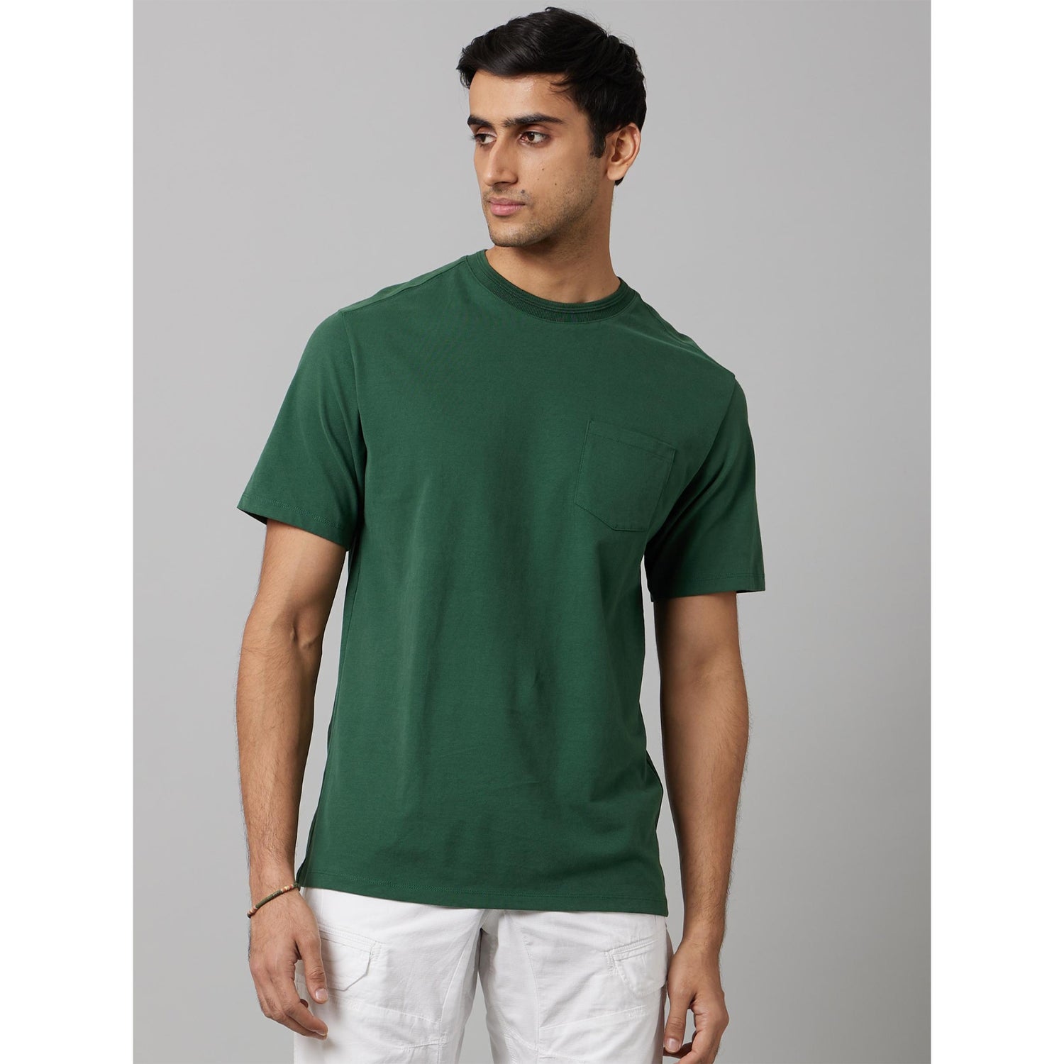 Solid Green Short Sleeves Round Neck Tshirt