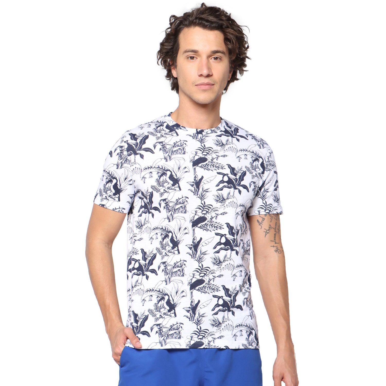 White Navy Blue Pure Cotton Floral Printed T-shirt (TEXCOT)