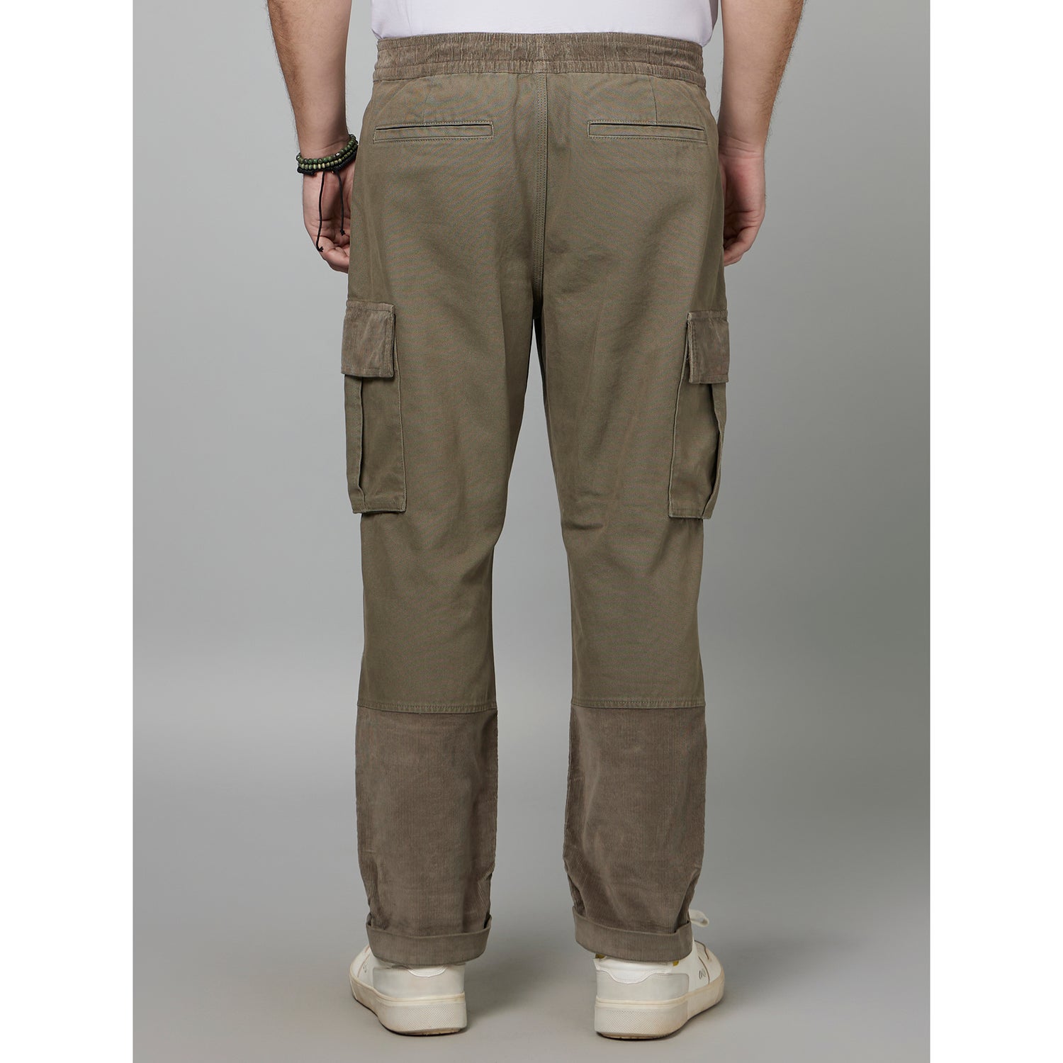 Olive Green Classic Fit Mid-Rise Cotton Cargos (FOVELOUR1)