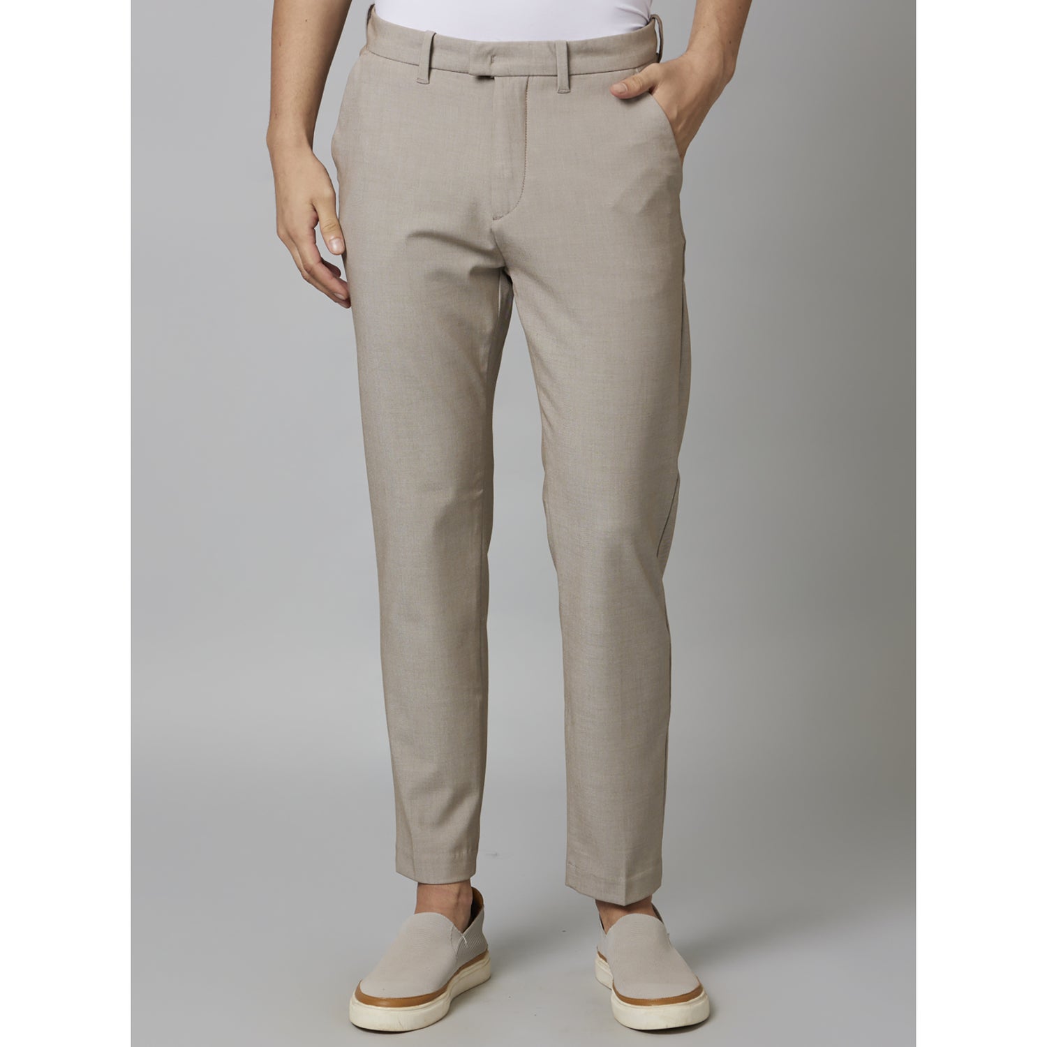 Beige Solid Poly Blend Trousers (DOCLUN)