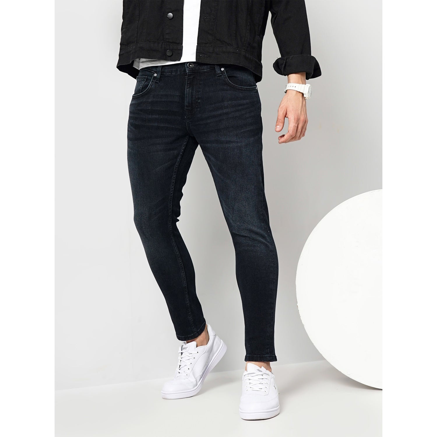 Solid Black Cotton-Lycra-Blend Jeans (FOANKLE8)
