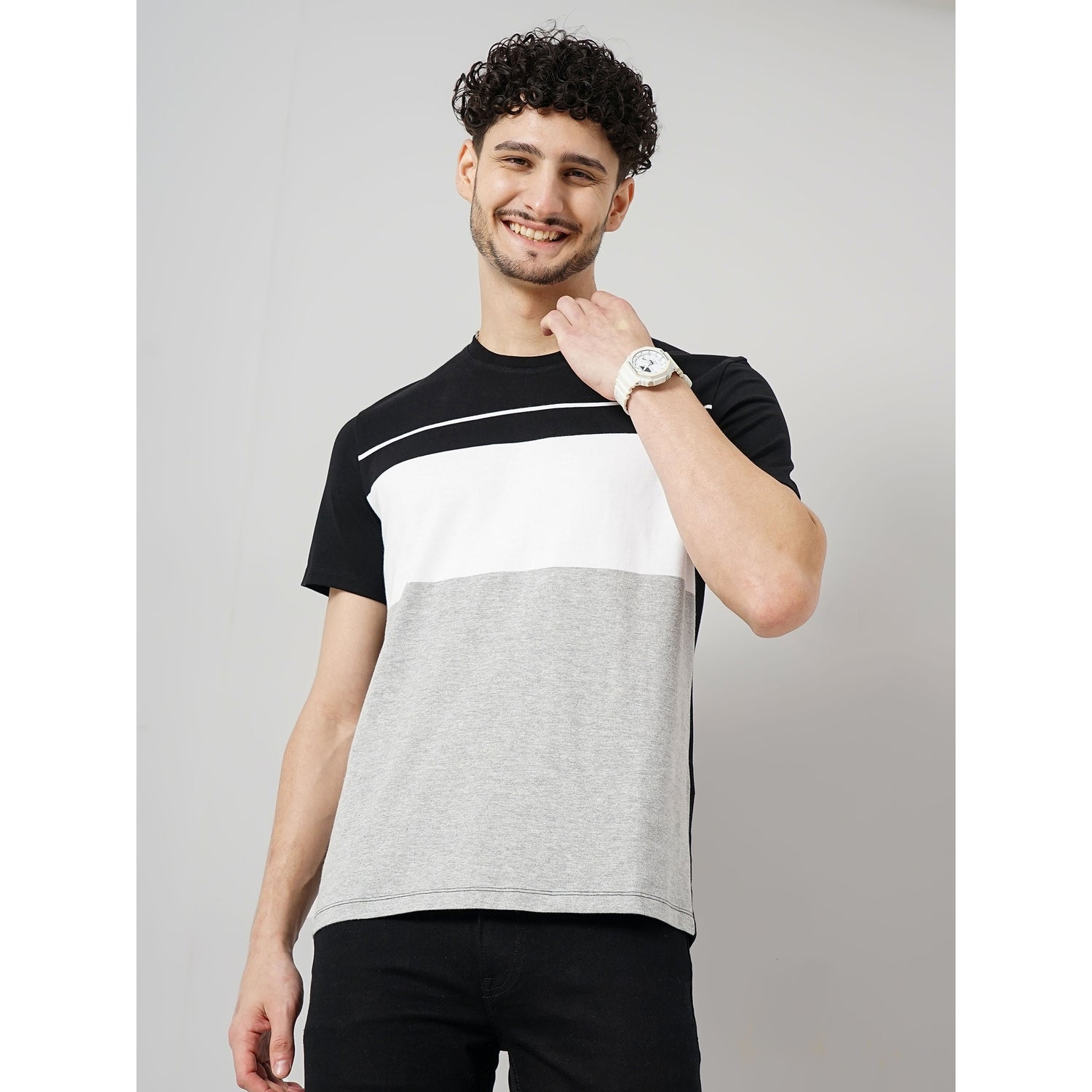 Men Black Colourblocked Regular Fit Cotton Fashion Tshirt (GEFLAG)