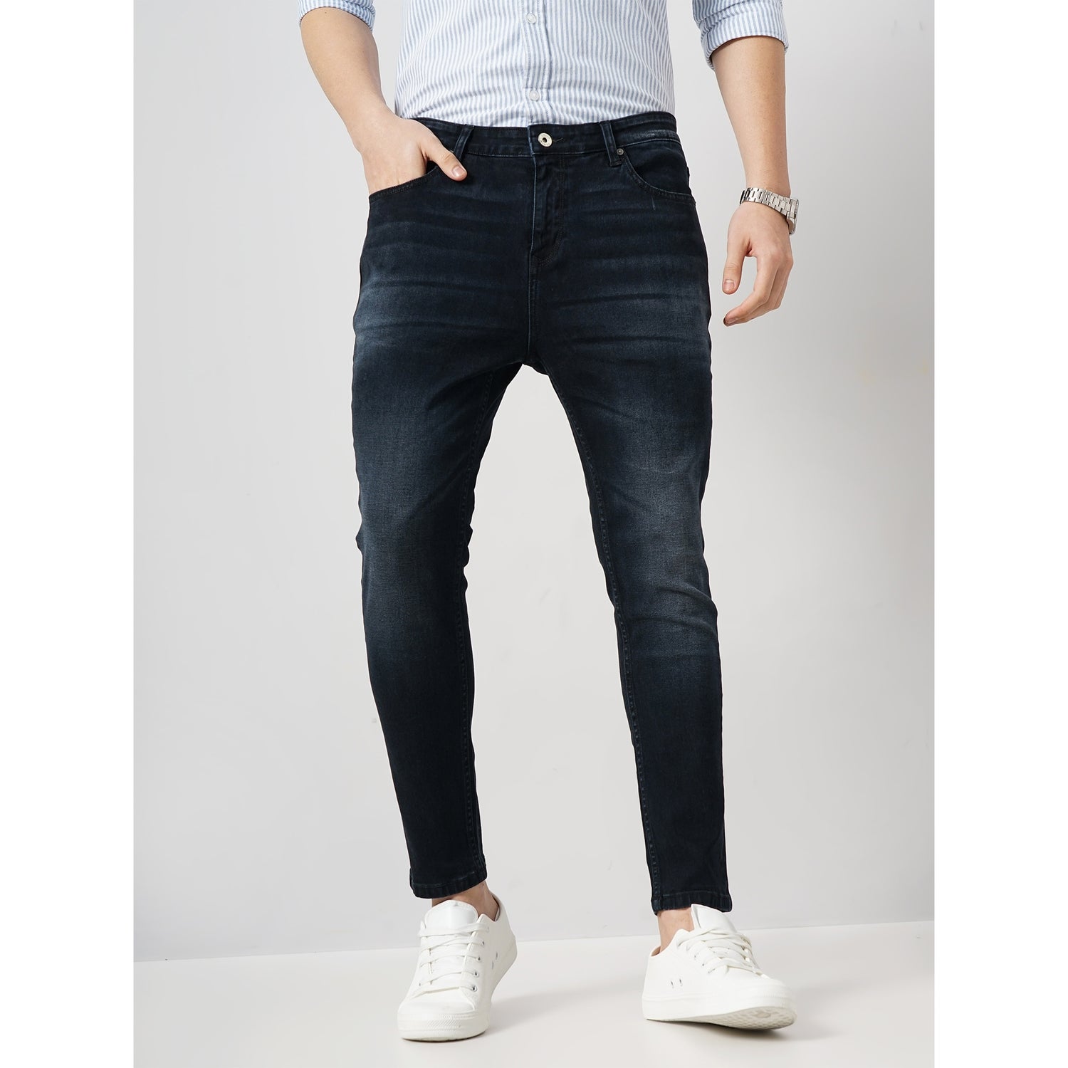 Men Black Solid Skinny Fit Cotton Knit Dobby Denim Jeans (GOANKLE11)