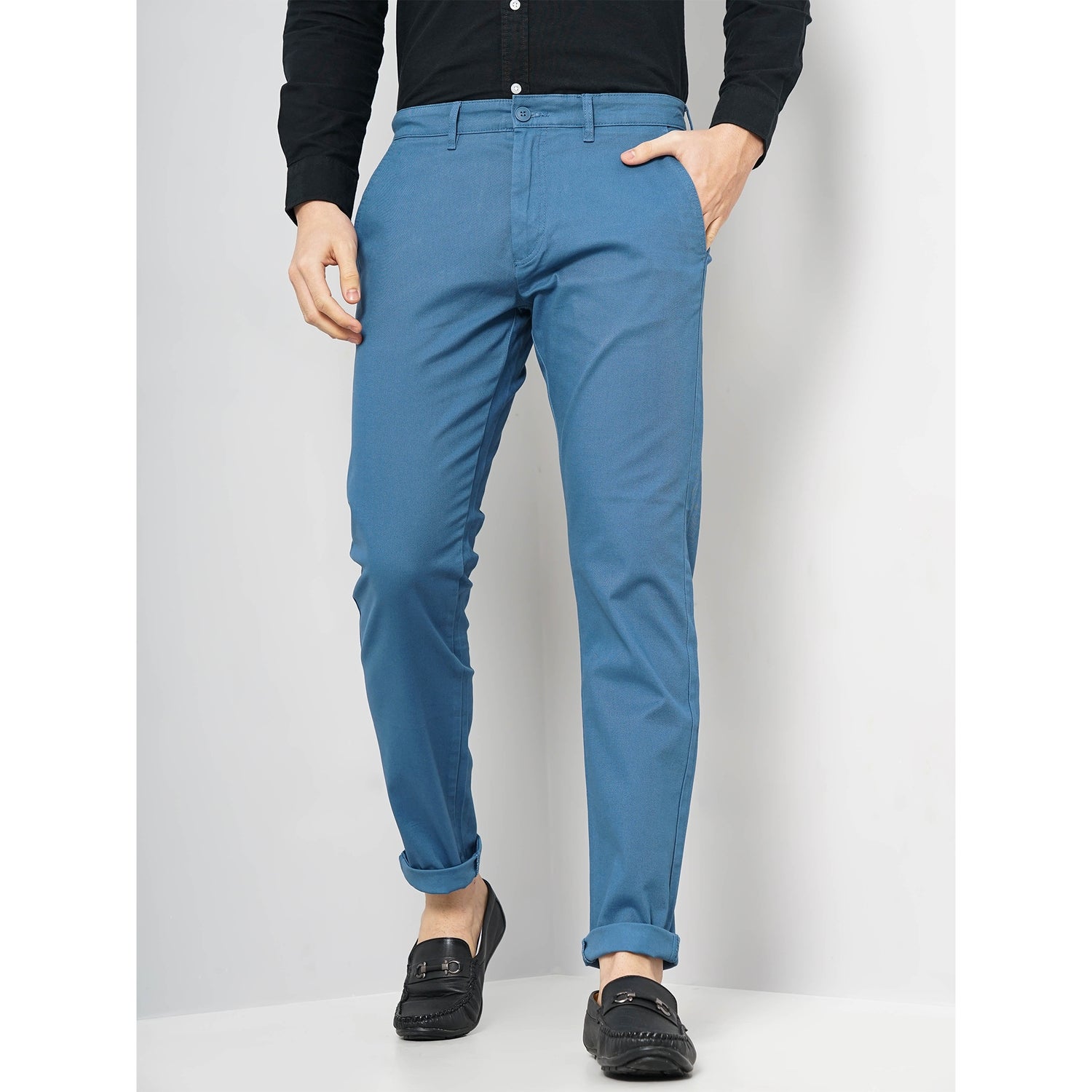 Men Blue Solid Slim Fit Cotton Basic Chinos Casual Trousers (TOCHARLES1)