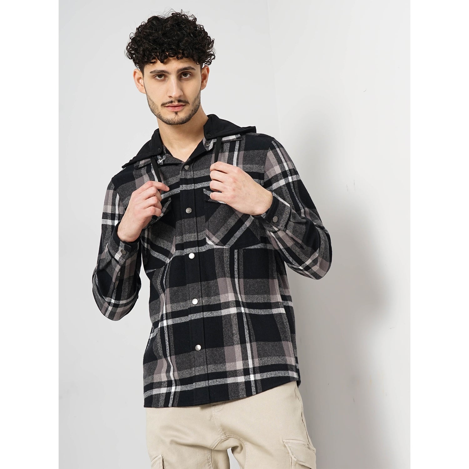 Men Black Checked Regular Fit Cotton Flannel Overshirt Casual Shirt (FASURPUCHEIN)