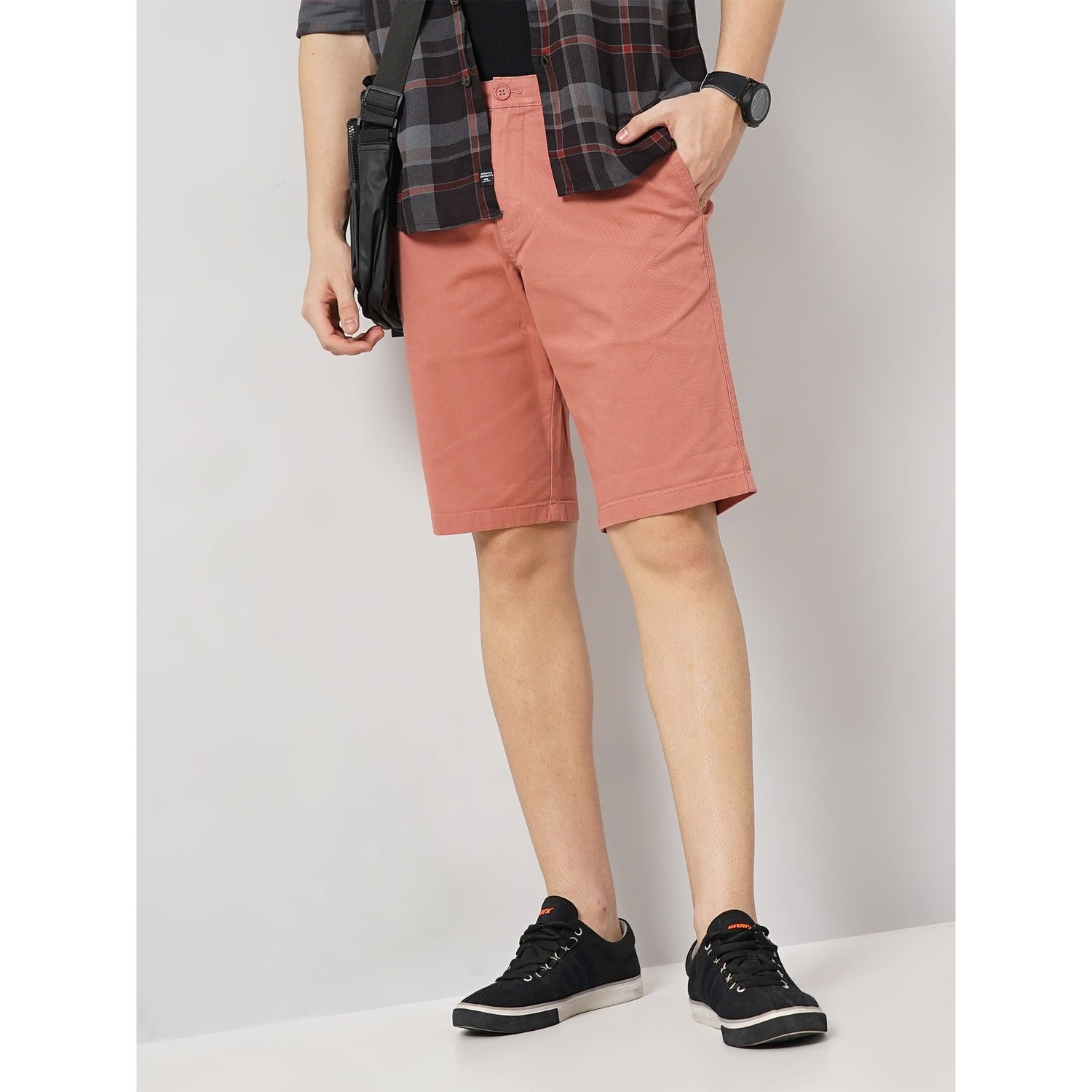 Men Pink Solid Loose Fit Cotton Chinos Casual Short (BOCHINOBM2)