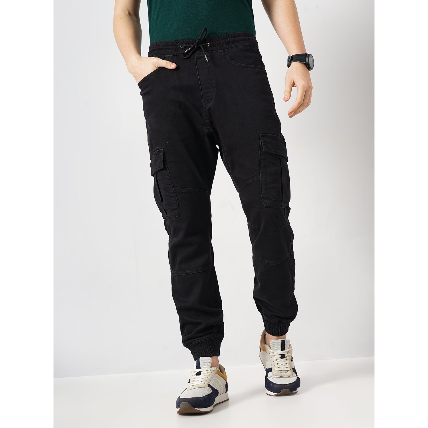 Men Black Solid Loose Fit Cotton Chinos Casual Trousers (FOPLANE1)