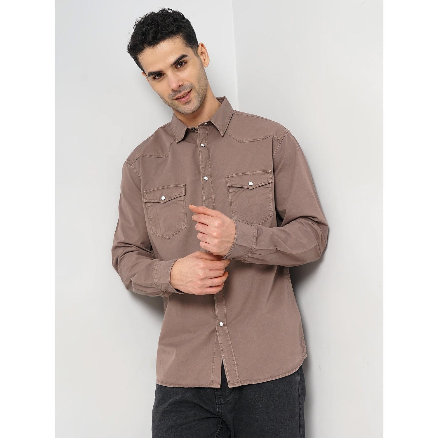 Men's Brown Solid Regular Fit Cotton Overdyed Twill Denim Casual Shirt (FAWESTOD)