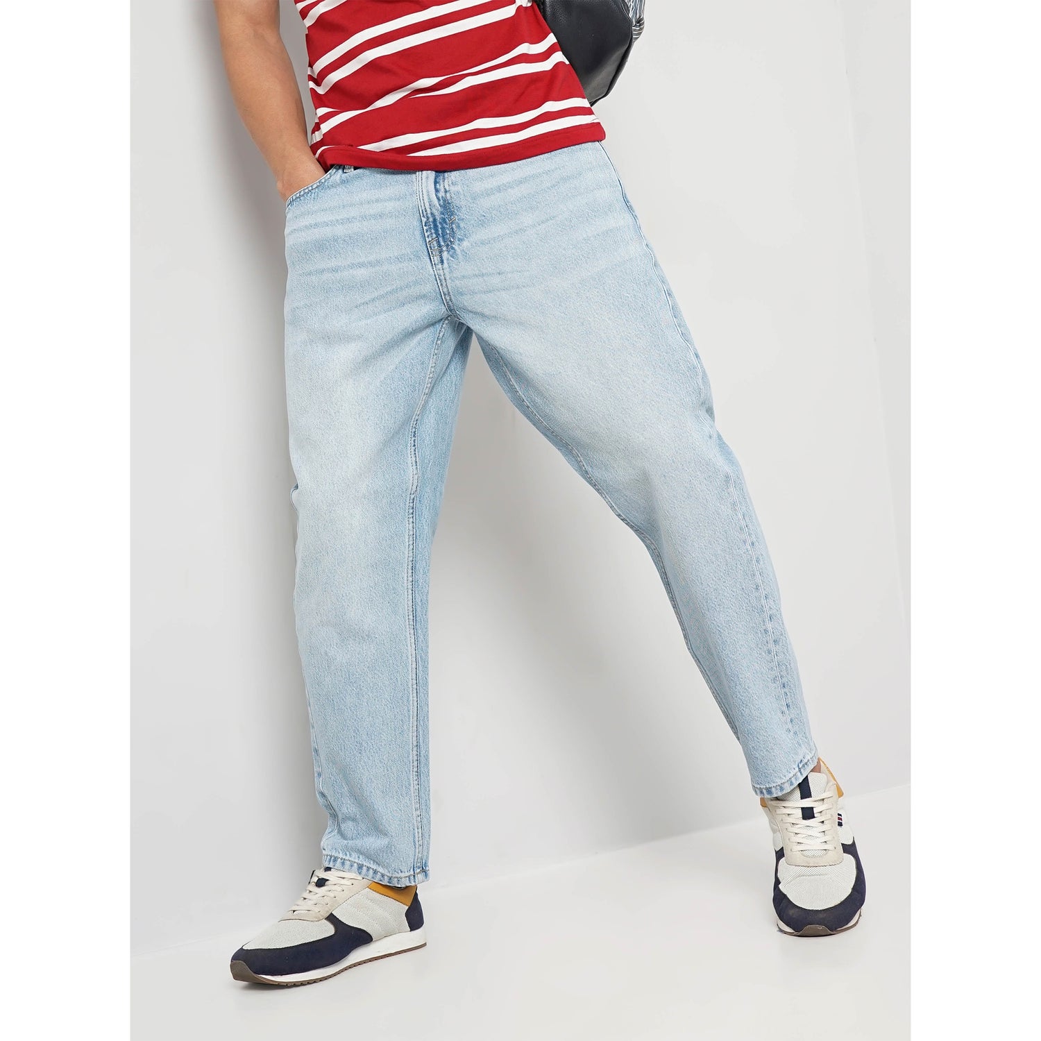 Men's Blue Solid Relaxed Fit Cotton Jeans (FORELAX)