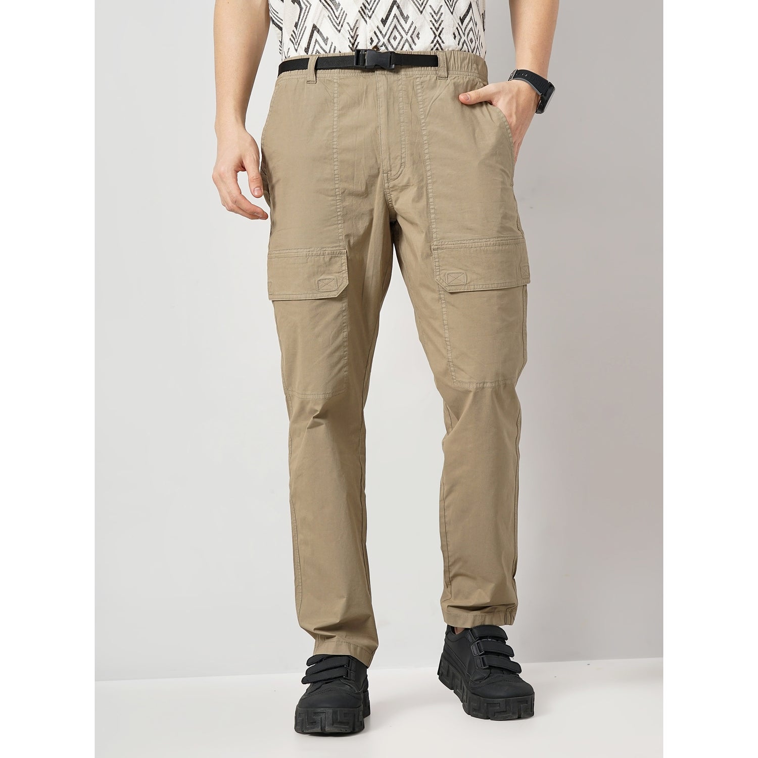 Men's Beige Solid Regular Fit Cotton Cargo Trousers (GOTRECK)