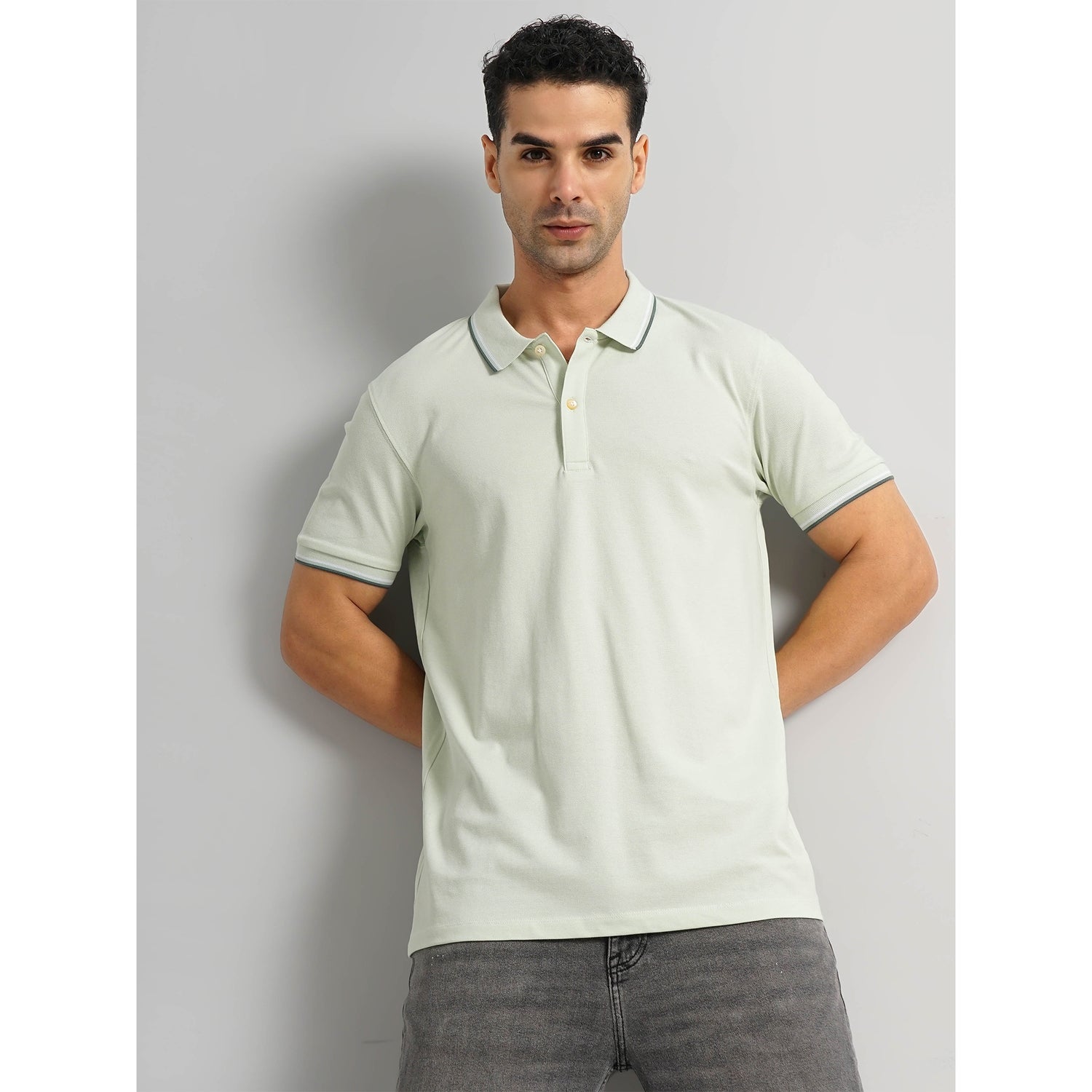 Men's Green Solid Slim Fit Cotton Polo with Tipping Tshirts (DECOLRAYEB3)