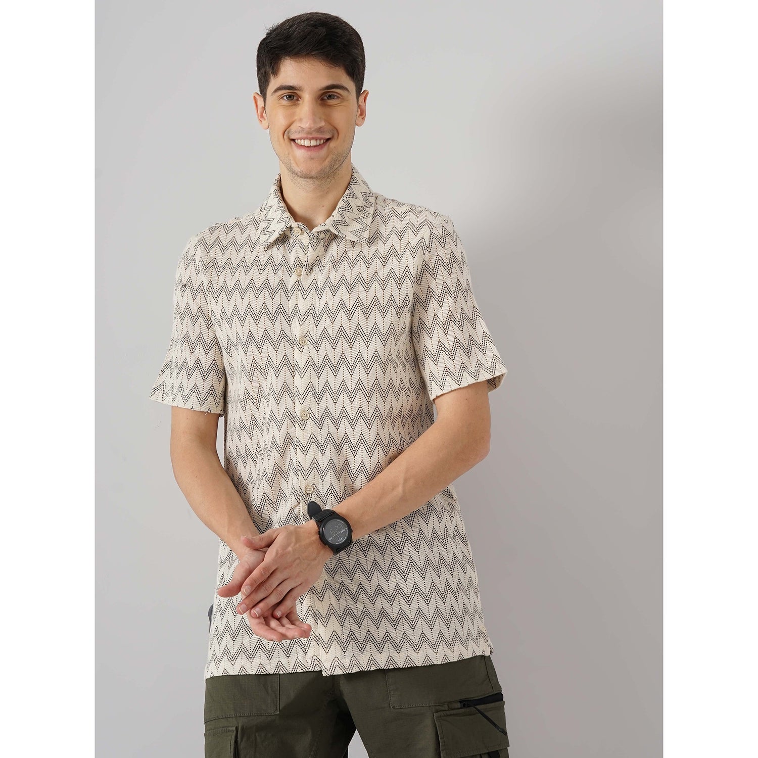 Men Beige Spread Collar Printed Regular Fit Cotton Casual Shirt (GACROCHET1)