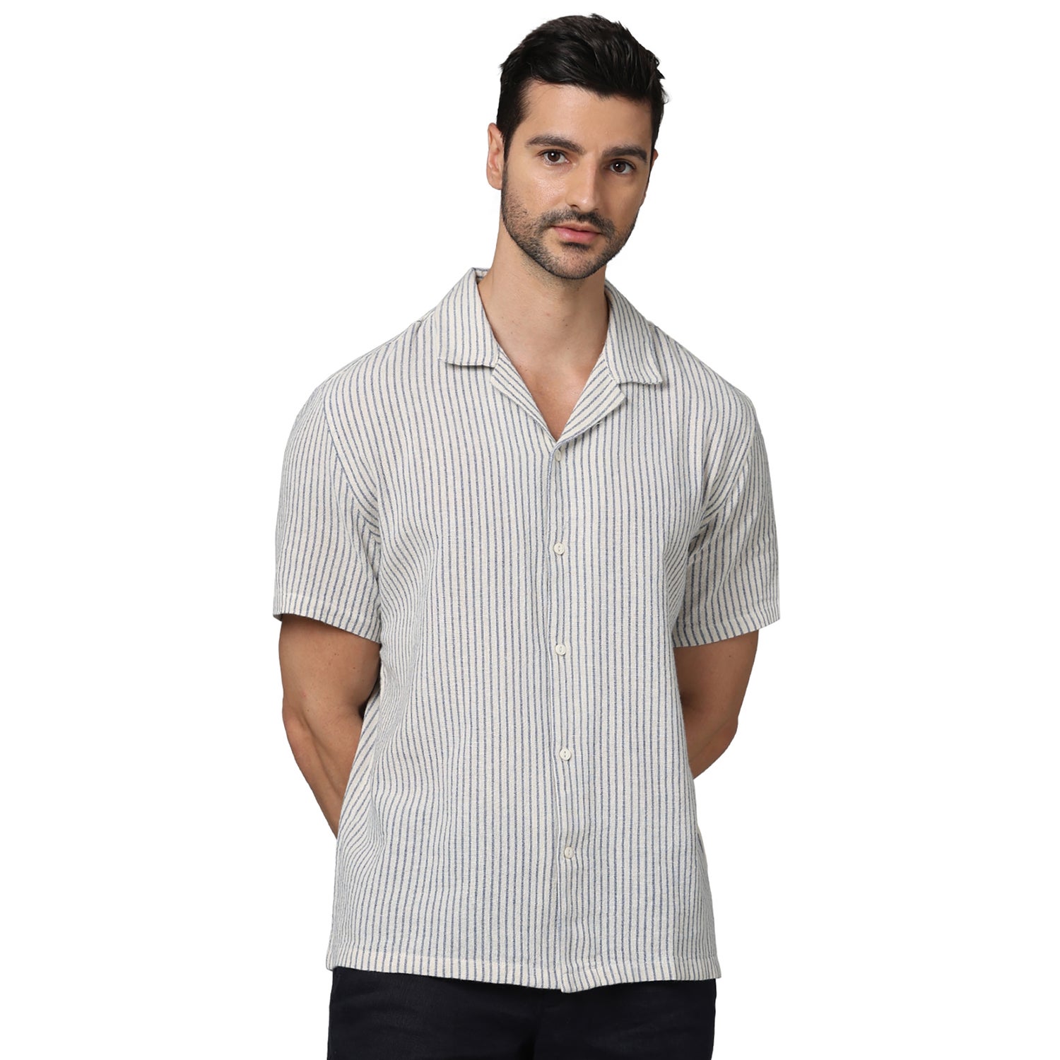 Men's Off White Spread Collar Striped Regular Fit Cotton Casual Shirts (GABALINE)