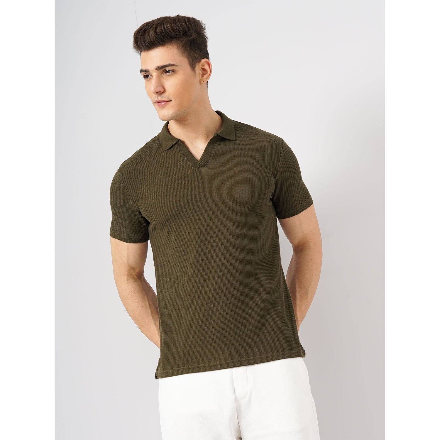 Men Olive Shirt Collar Solid Regular Fit Cotton Structured Tshirts (GEWAFFLEIN)