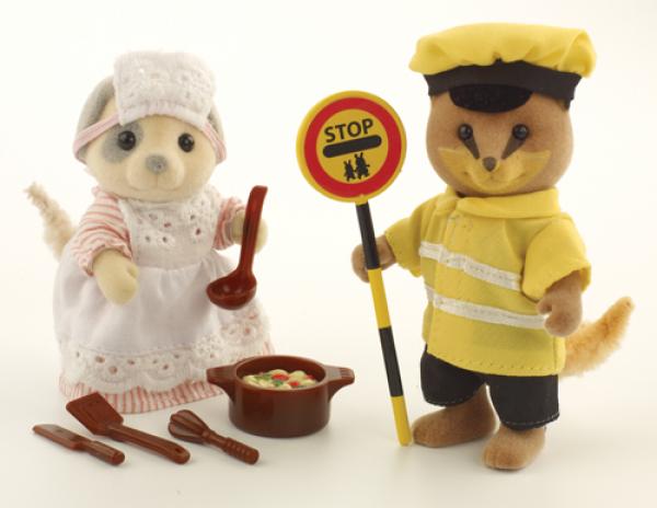人形 Sylvanian families Dinner Lady&Lollipop Sylvanian Families Dinner Lady & Lollipop Man Toys - Zavvi US