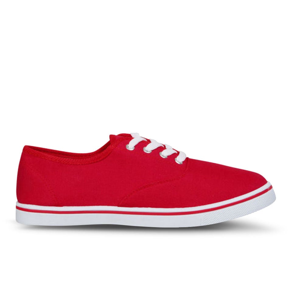 Red canvas top pumps