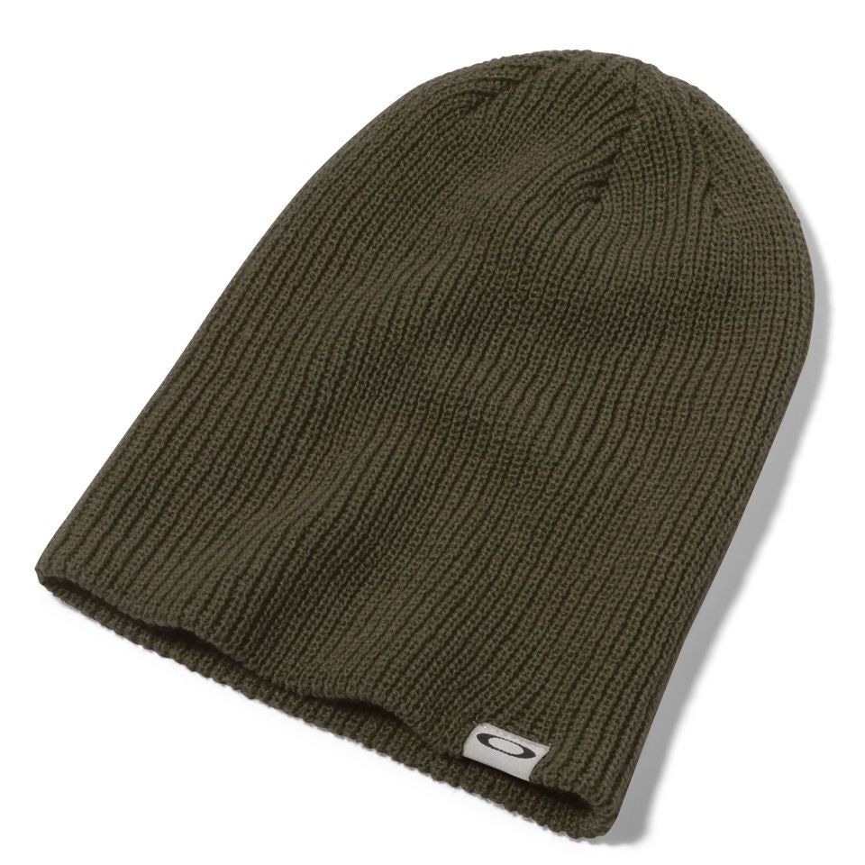 Oakley Men s Barrow Beanie Worn Olive Sports Leisure Zavvi