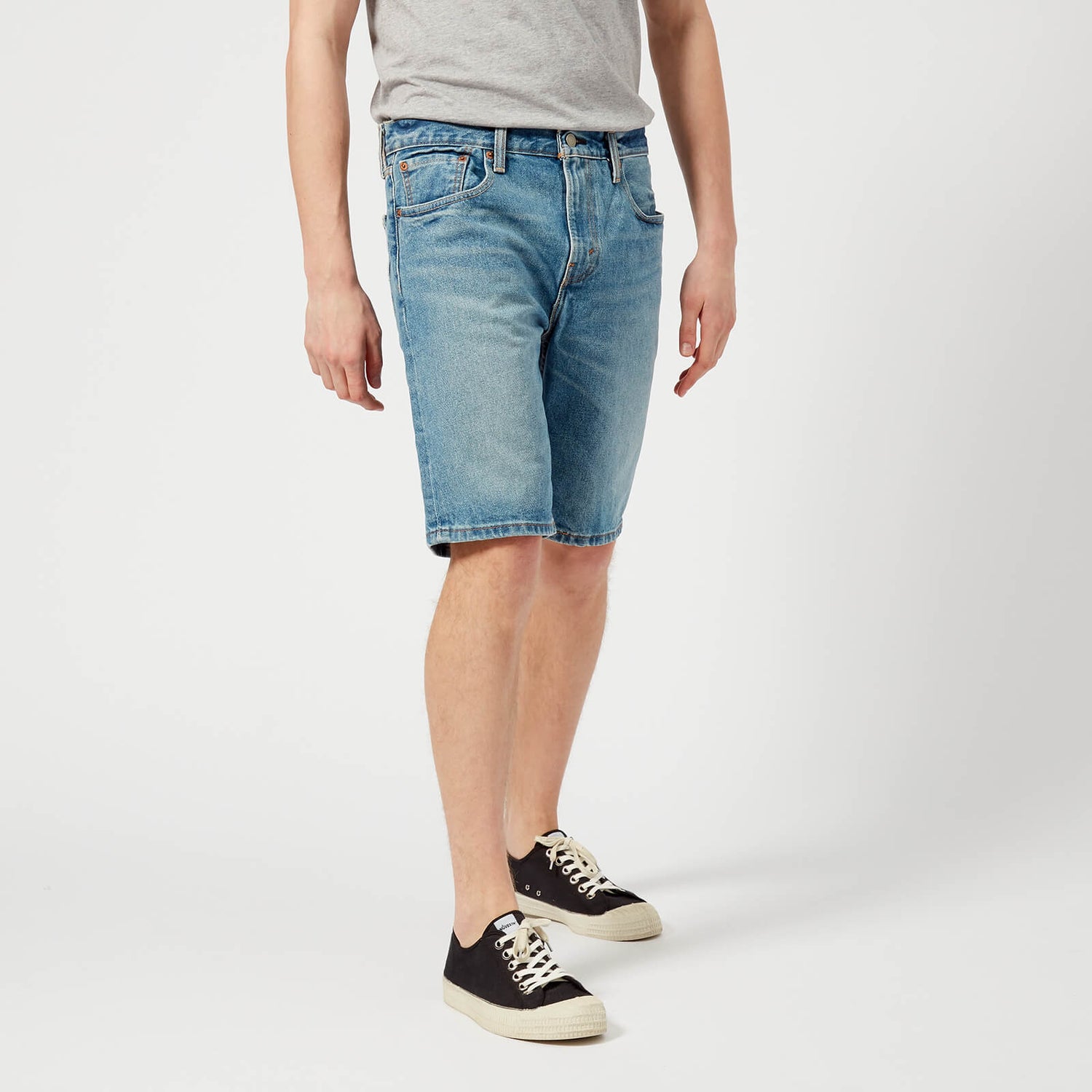 Levi's 502 taper hemmed short 2025