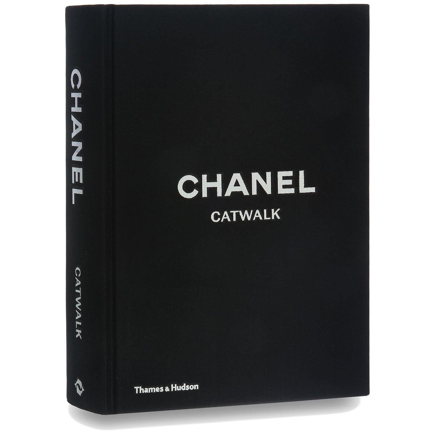 Thames and Hudson Ltd: Chanel Catwalk - The Complete Karl Lagerfeld ...