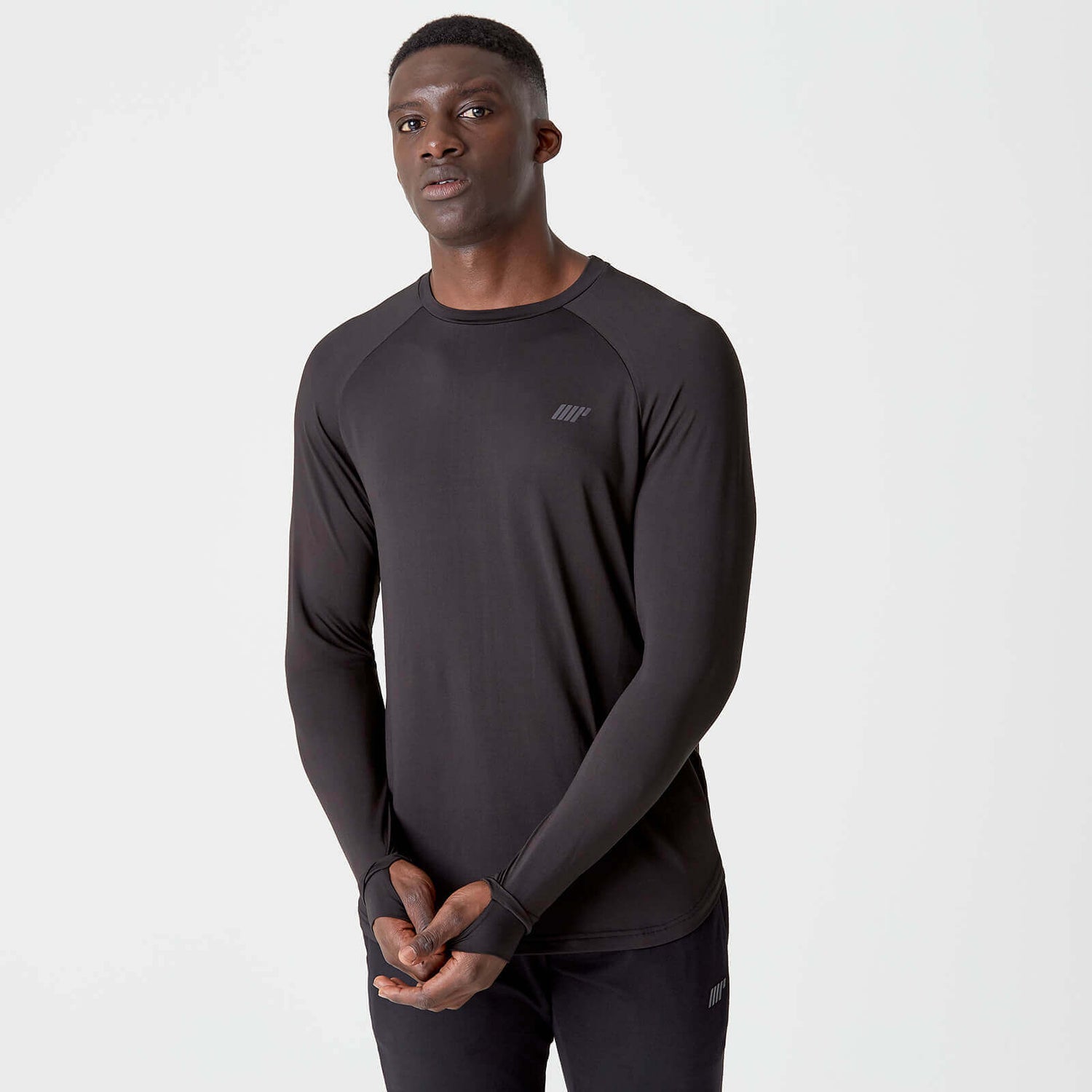 Men's Dry-Tech Infinity Long-Sleeve T-Shirt | Black | MYPROTEIN™