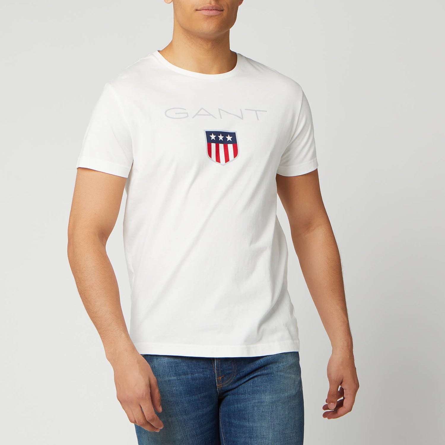 GANT Men's O1. Shield Short Sleeve T-Shirt - Eggshell | TheHut.com