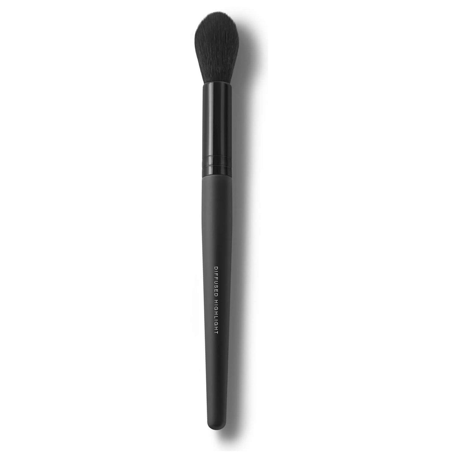 bareMinerals Diffused Highlighter Brush LOOKFANTASTIC