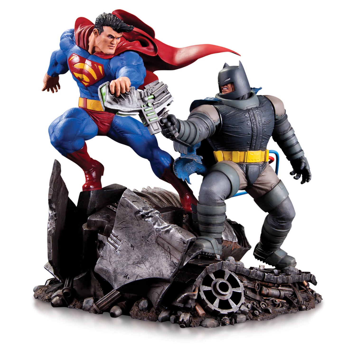 Statuetta Batman vs Supeman, linea Mini Battle Statue, DC Comics  Merchandise | Zavvi Italia