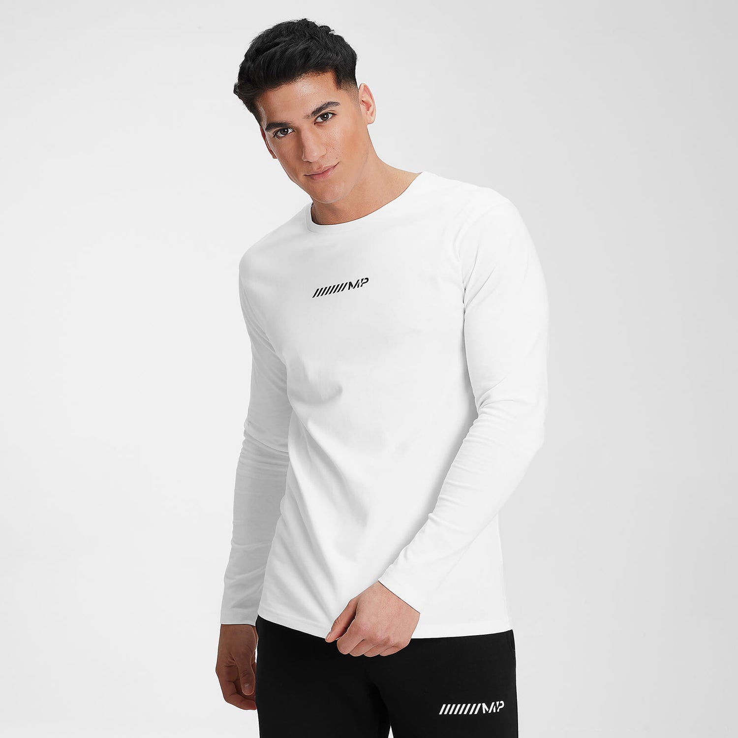 Men's Contrast Graphic Long Sleeve Top White MYPROTEIN™