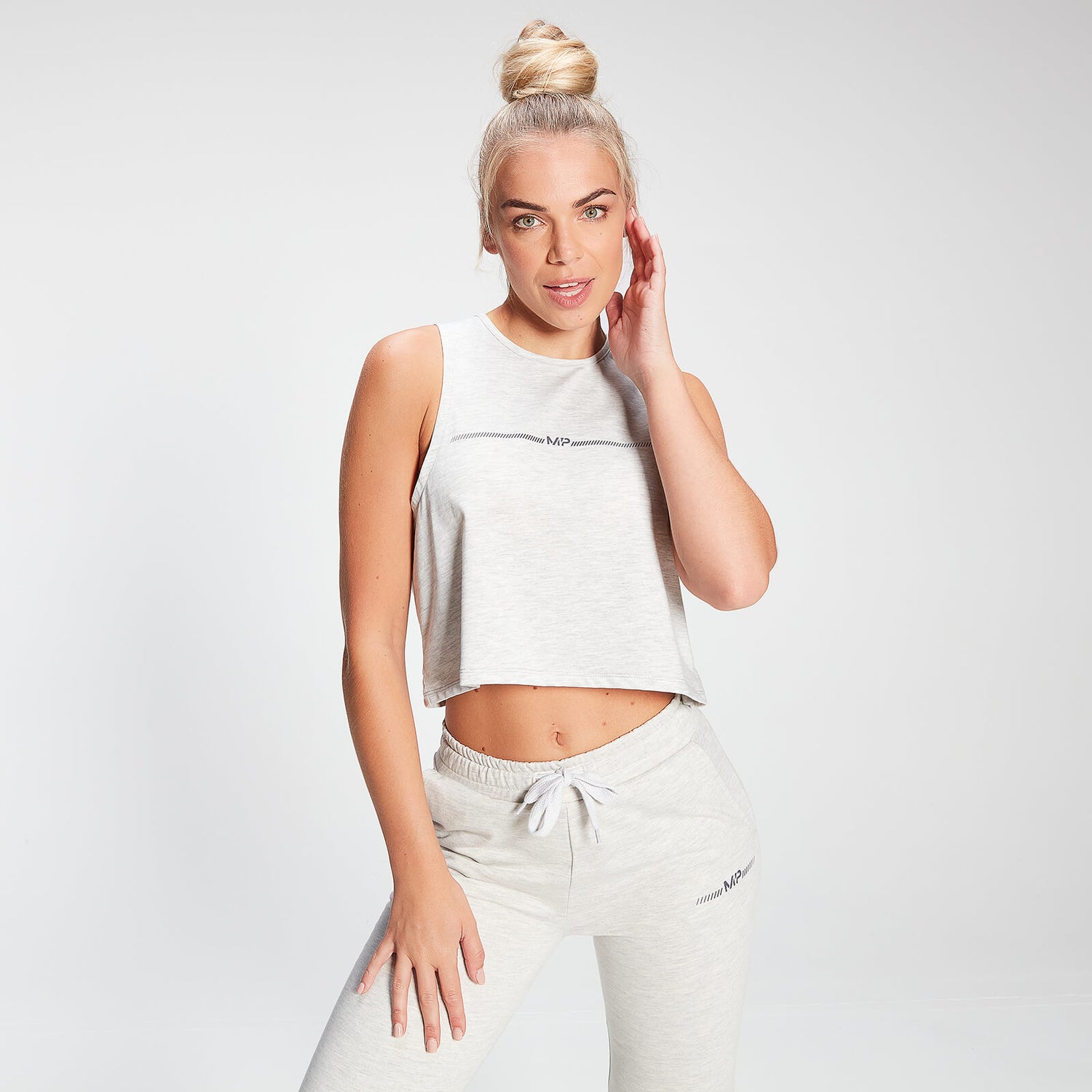 MP Women's Mini Mark Graphic Reach Vest Light Grey Marl MYPROTEIN™