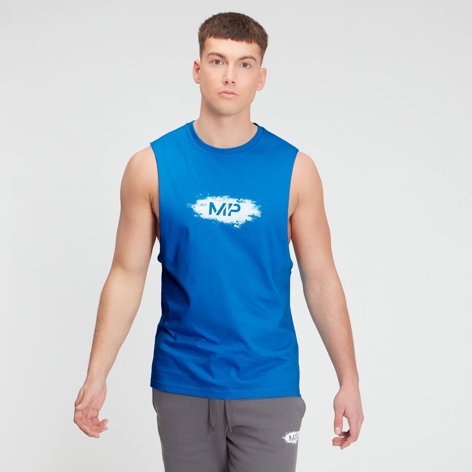 Men's Chalk Graphic Tank Top Aqua MYPROTEIN™