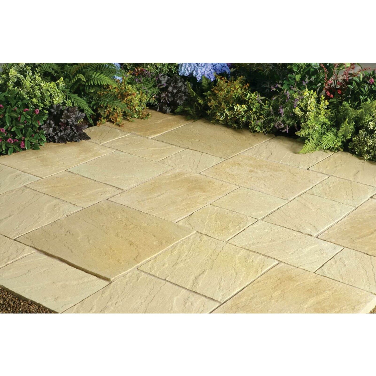Stylish Stone Chantry Paving Patio Kit 5.76sq m Gold Homebase