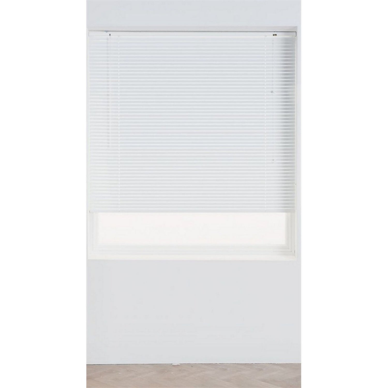White Aluminium 25mm Blind 60cm Homebase