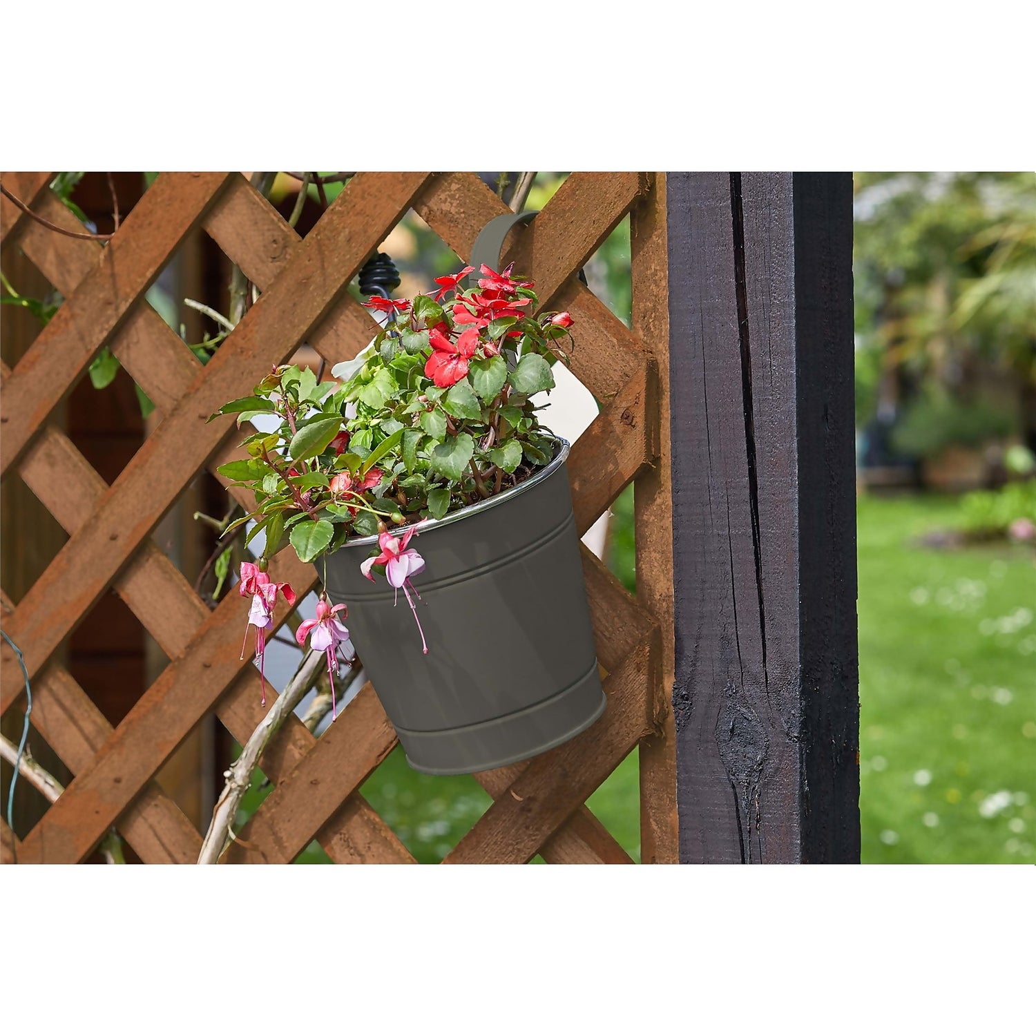6 inch Fence and Balcony Hanging Pot Grey Homebase