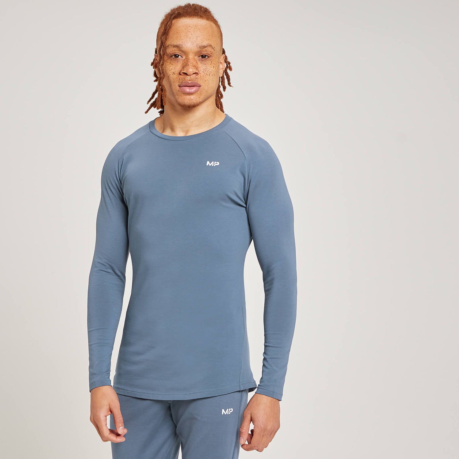 MP Men's Form Long Sleeve Top Steel Blue MYPROTEIN™