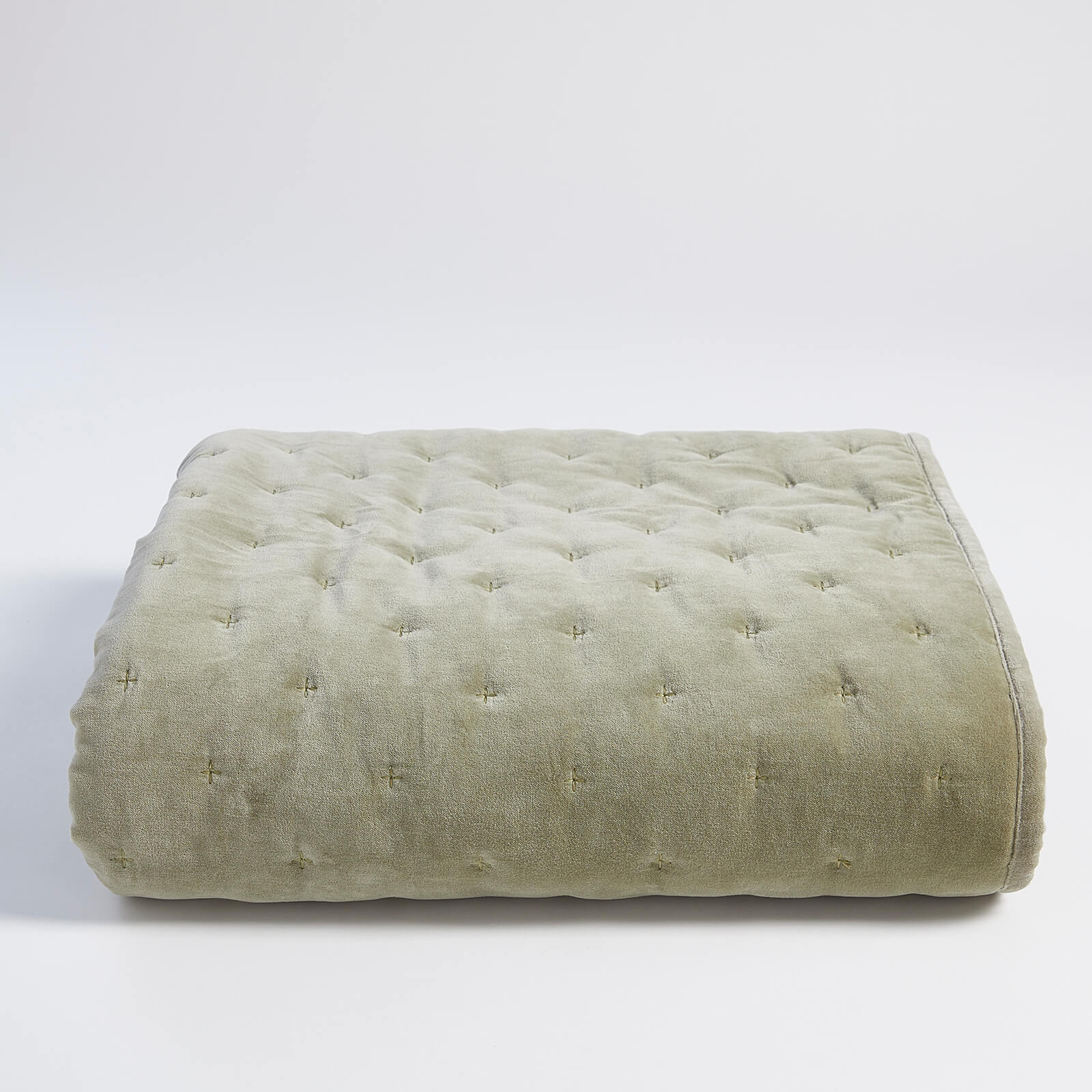 ïn home Cotton Velvet Throw - Sage | TheHut.com