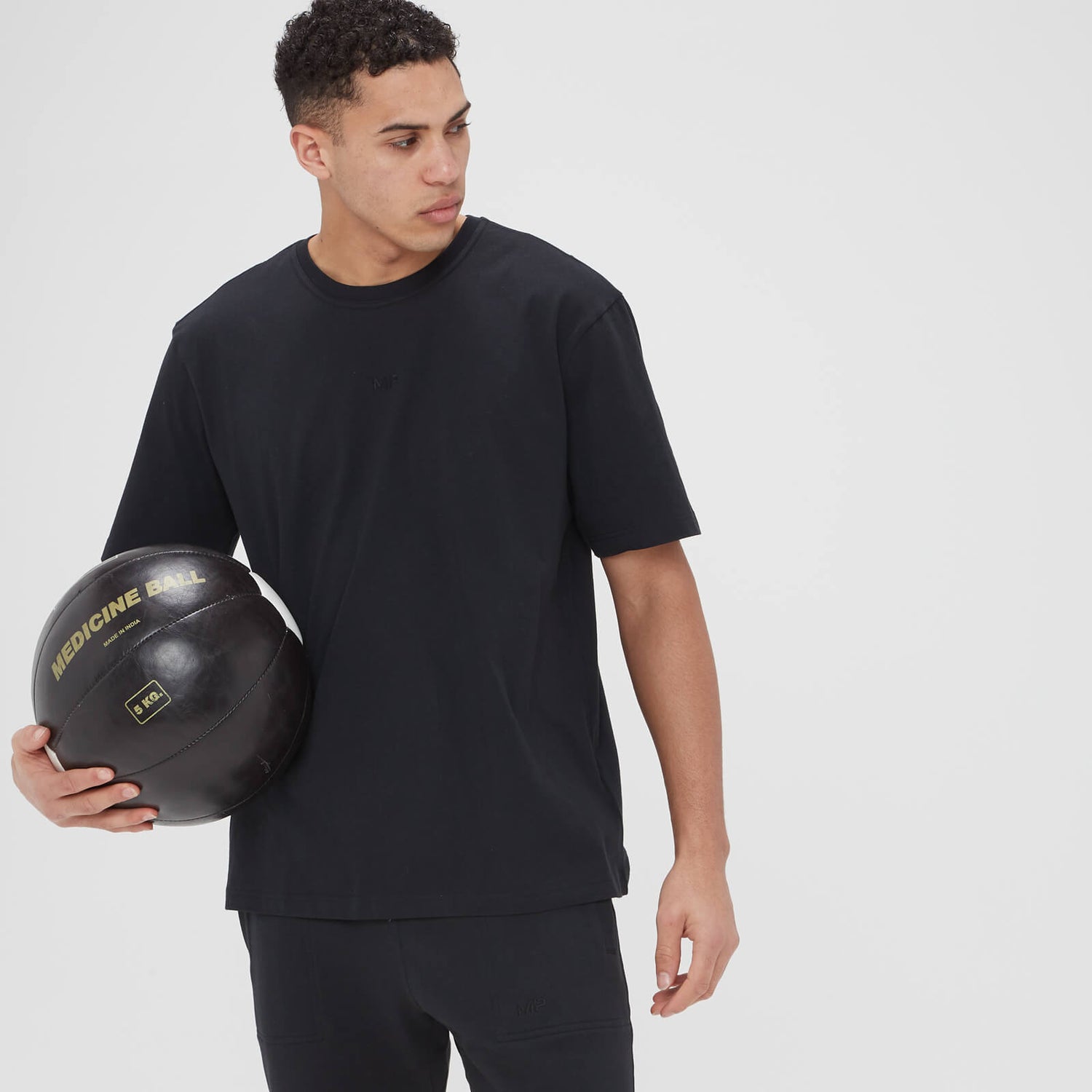 MP Men's Adapt Oversized T-Shirt - Black | MYPROTEIN™