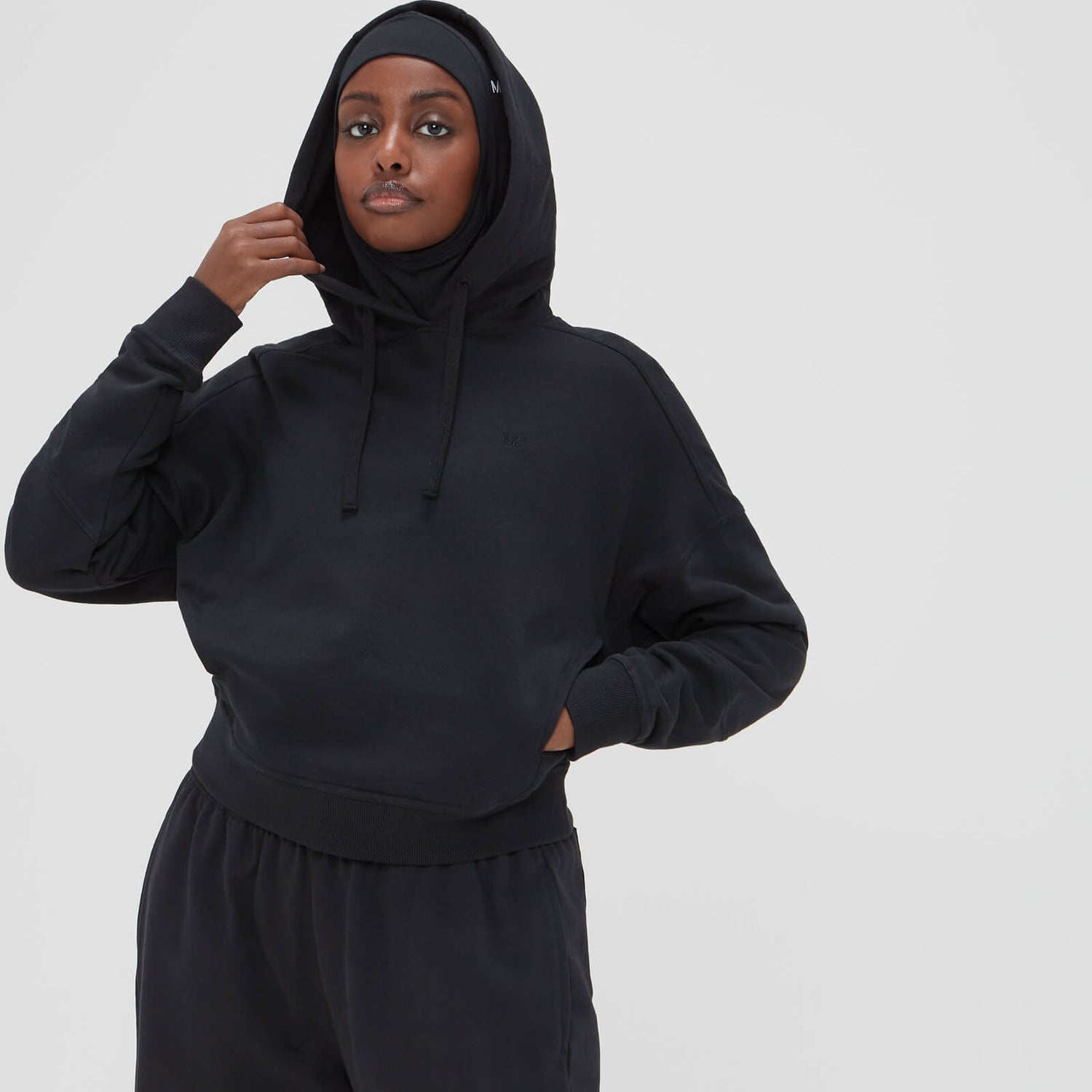 MP Women's Adapt Hoodie Black MYPROTEIN™