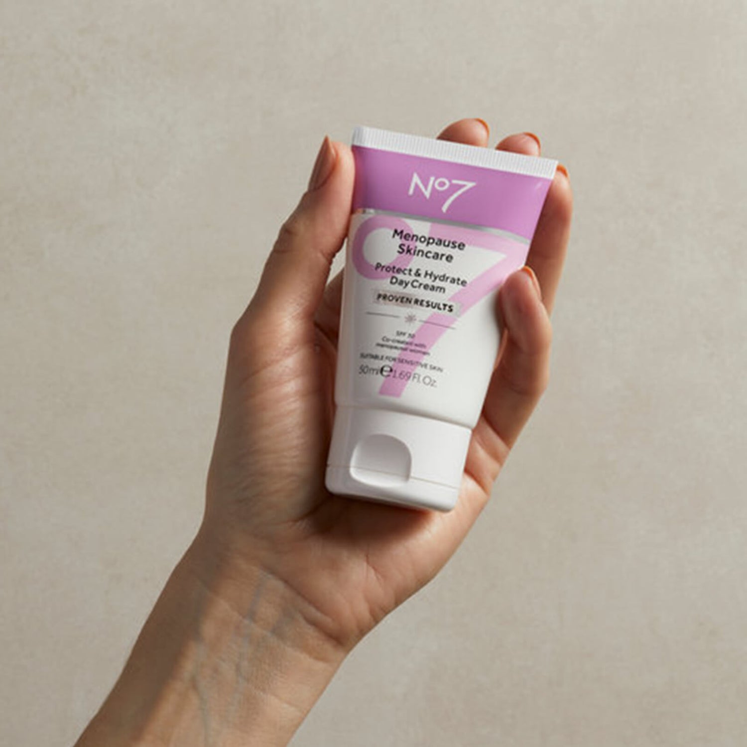 Menopause Skincare Protect And Hydrate Day Cream 50ml No7