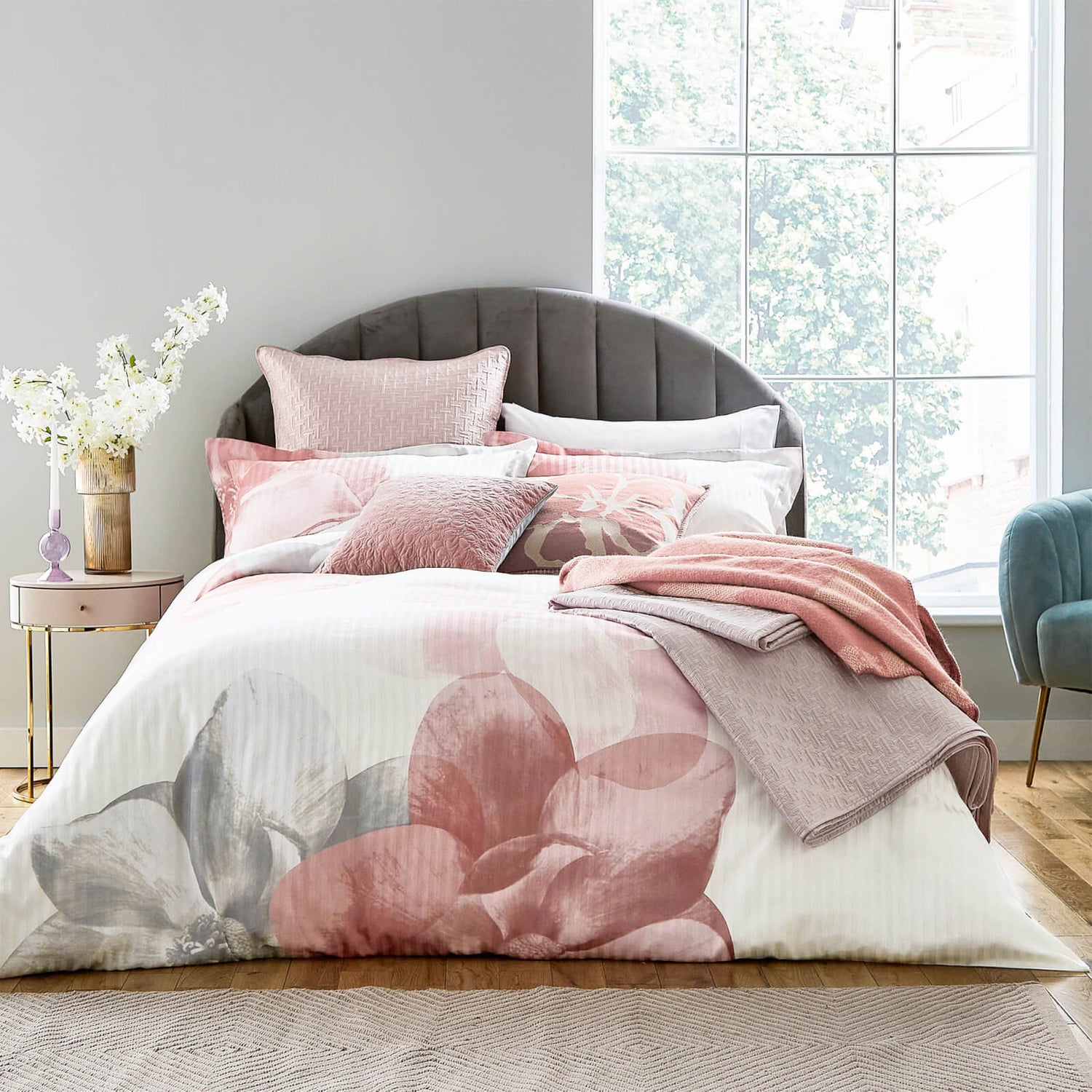 Ted Baker Photo Magnolia Duvet Cover Pink