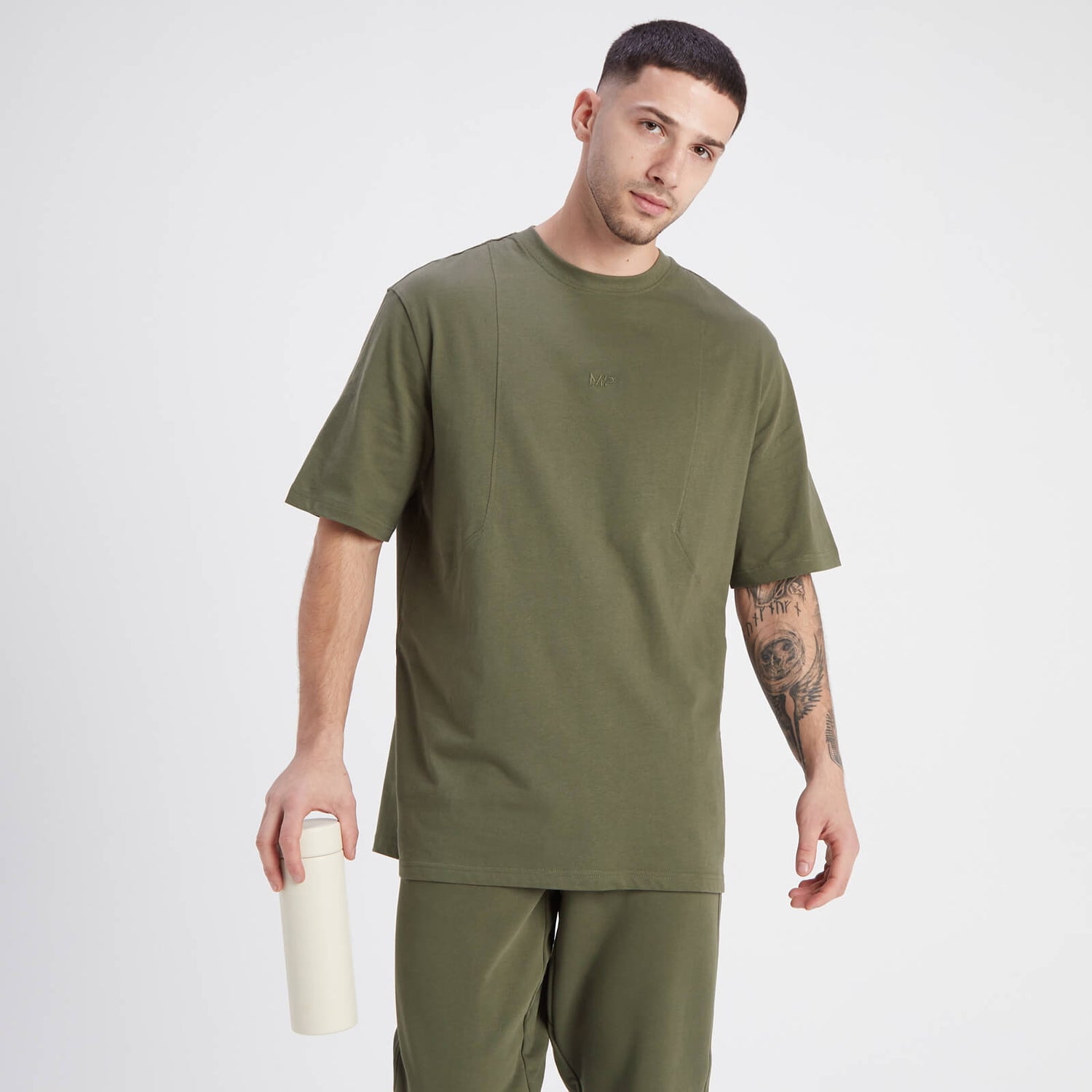 MP Men's Adapt Oversized TShirt Olive MYPROTEIN™