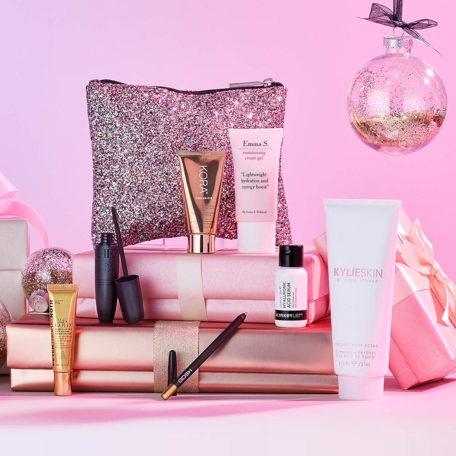 GLOSSYBOX Christmas Limited Edition 2023 (julbox värde över 1 700 kr