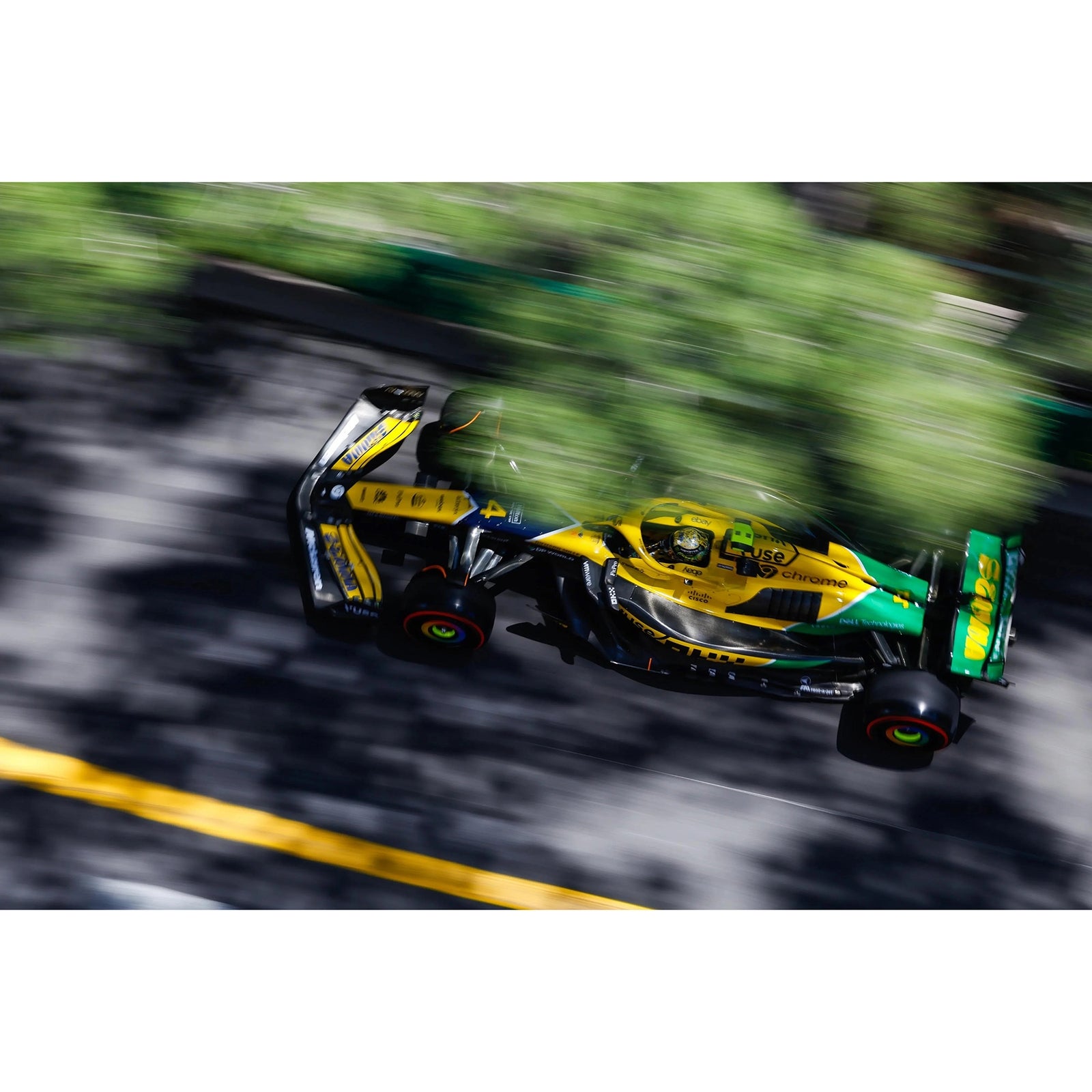 Bburago 1:43 McLaren MCL38 F1 Lando Norris GP Monaco 2024 - Edizione Senna