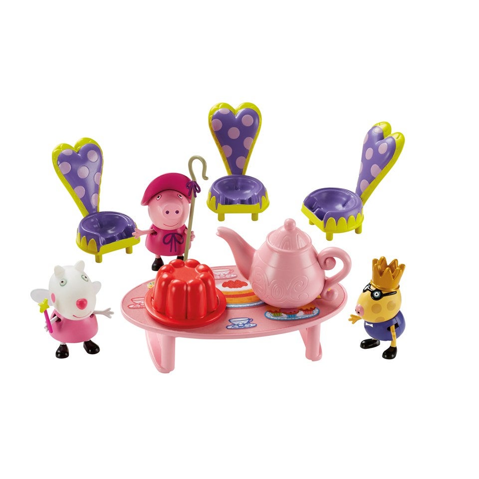Peppa tea hotsell party set