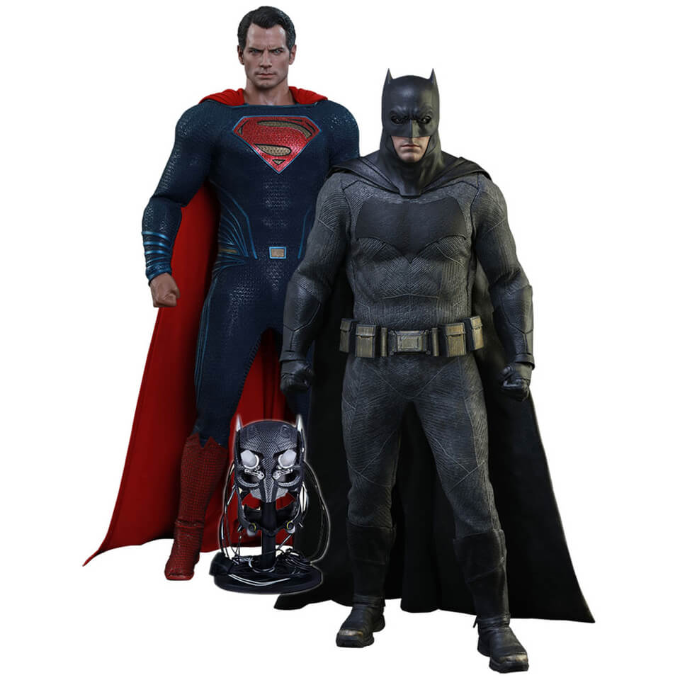 Hot Toys Batman v Superman Dawn of Justice Batman And Superman Exclusive  Set 12 inch Statues Merchandise - Zavvi Ireland