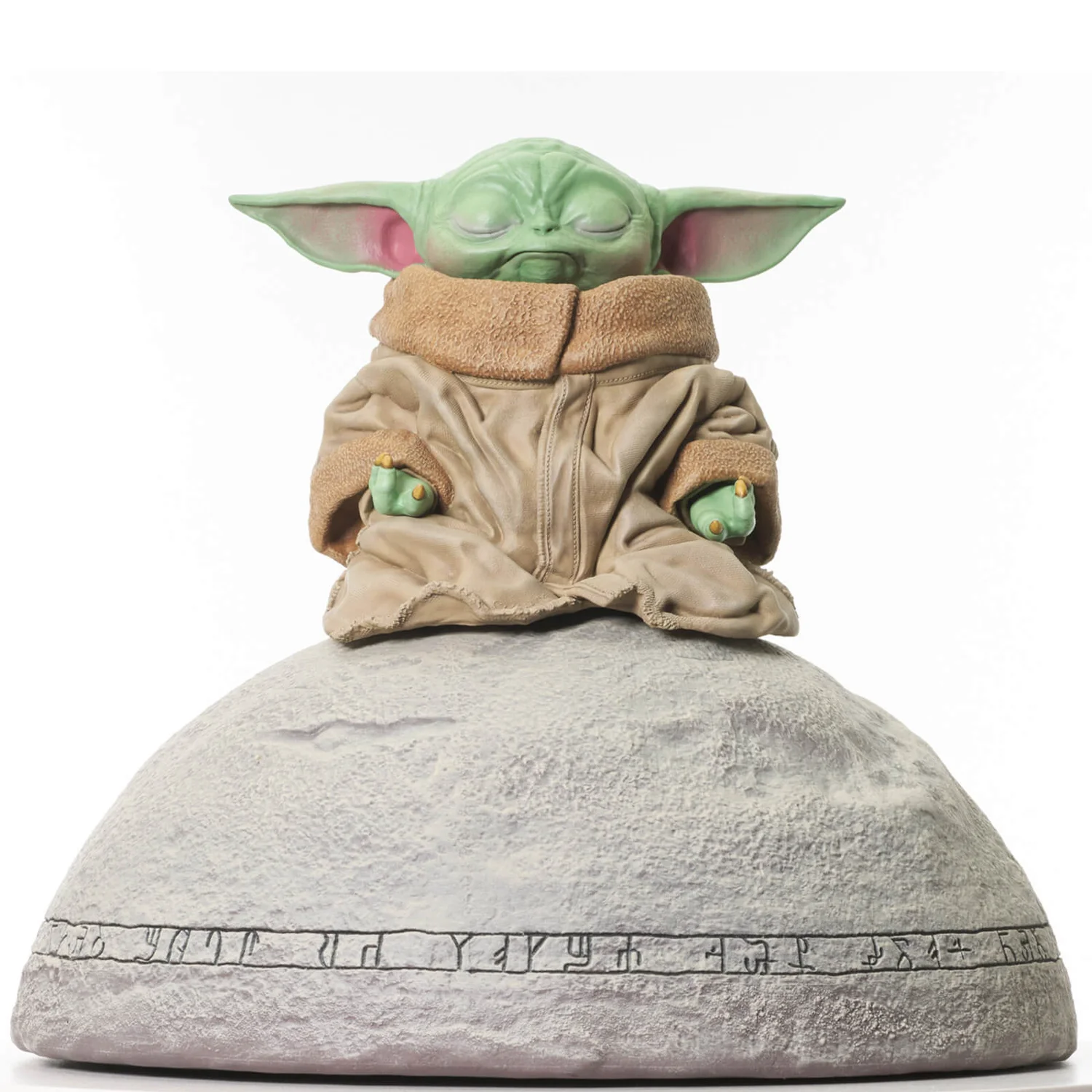 Gentle Giant The Mandalorian Milestones Statue - Seeing Stone Grogu