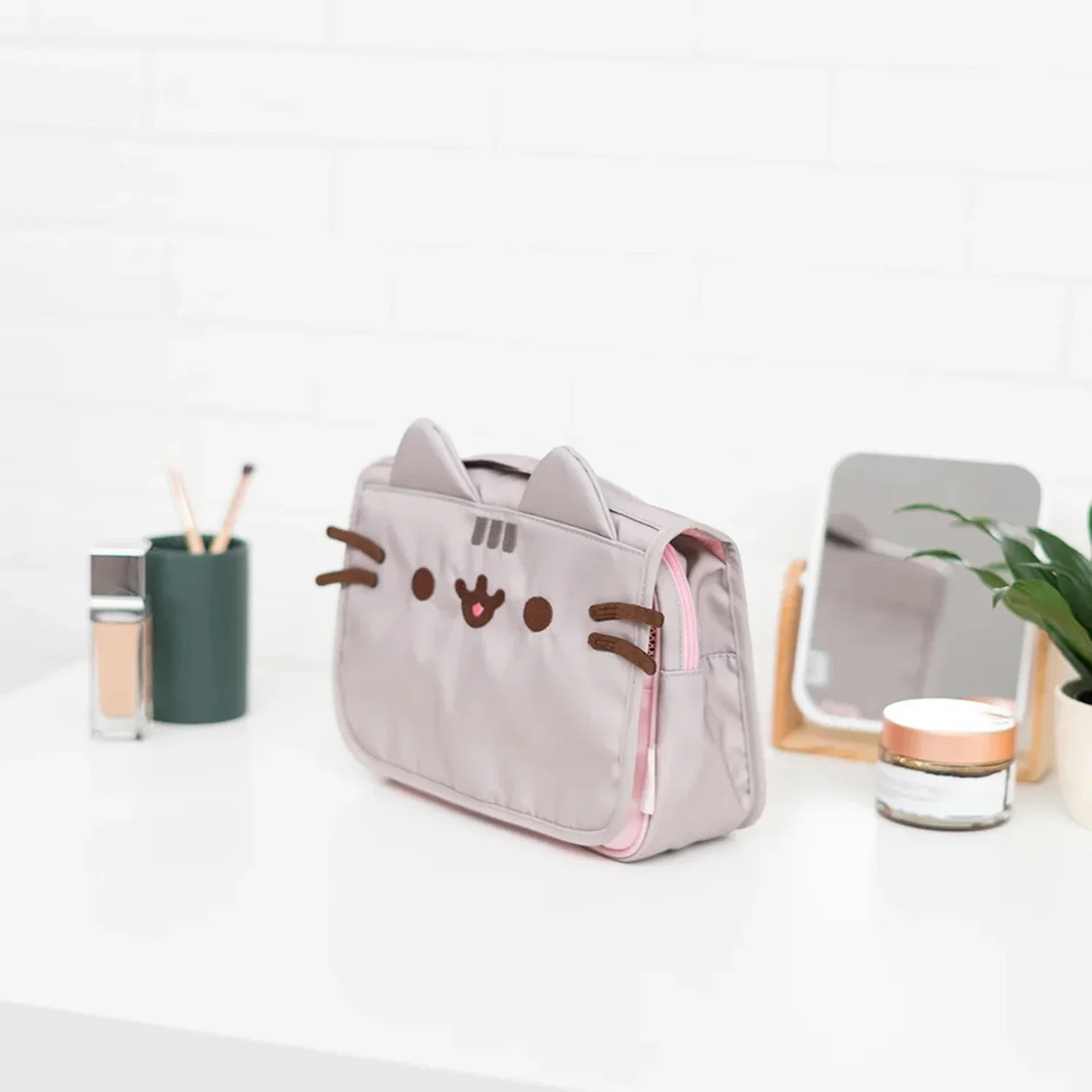 Pusheen Foodie Collection Hanging Travel Toiletry Bag